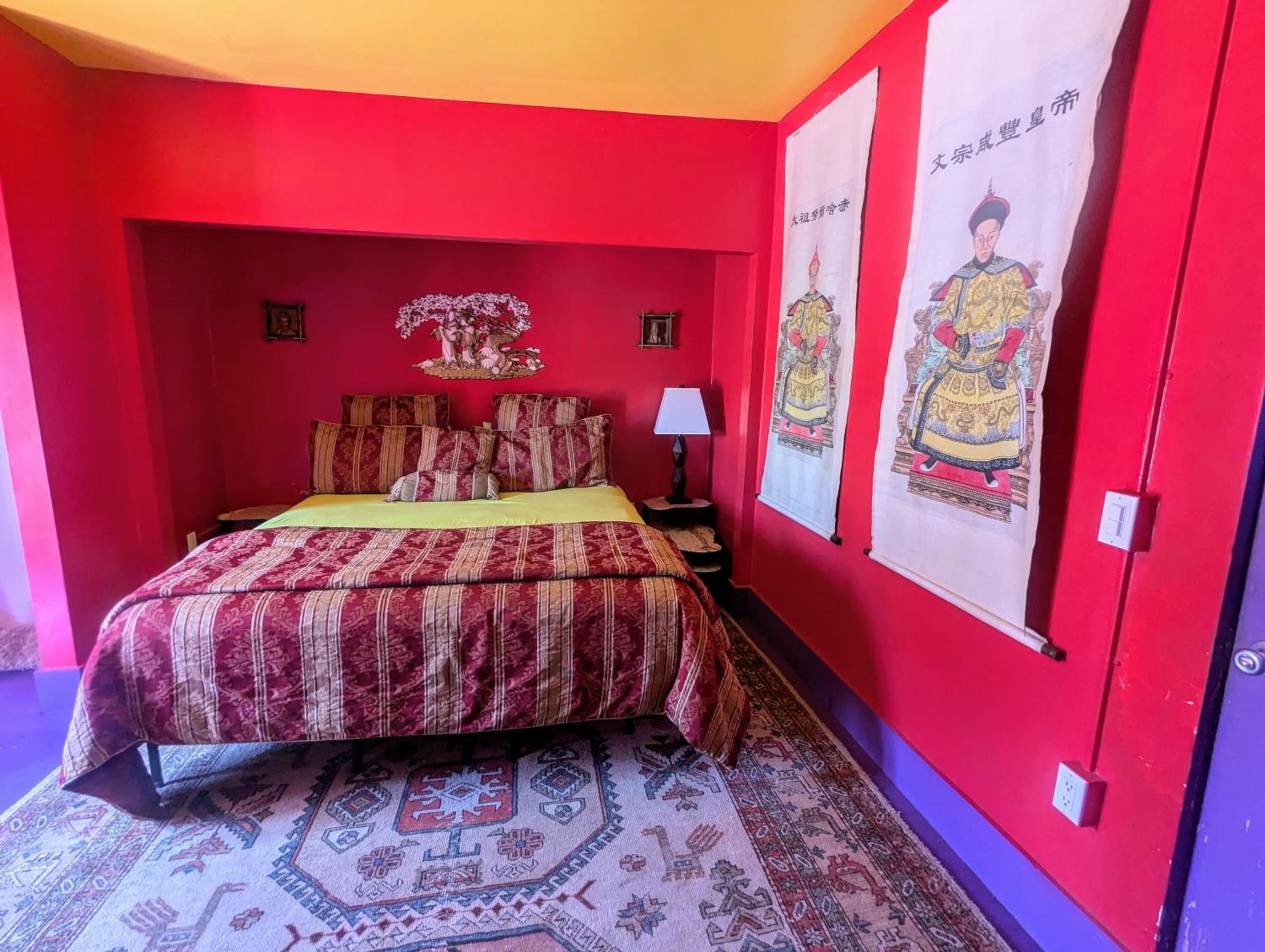 King Room