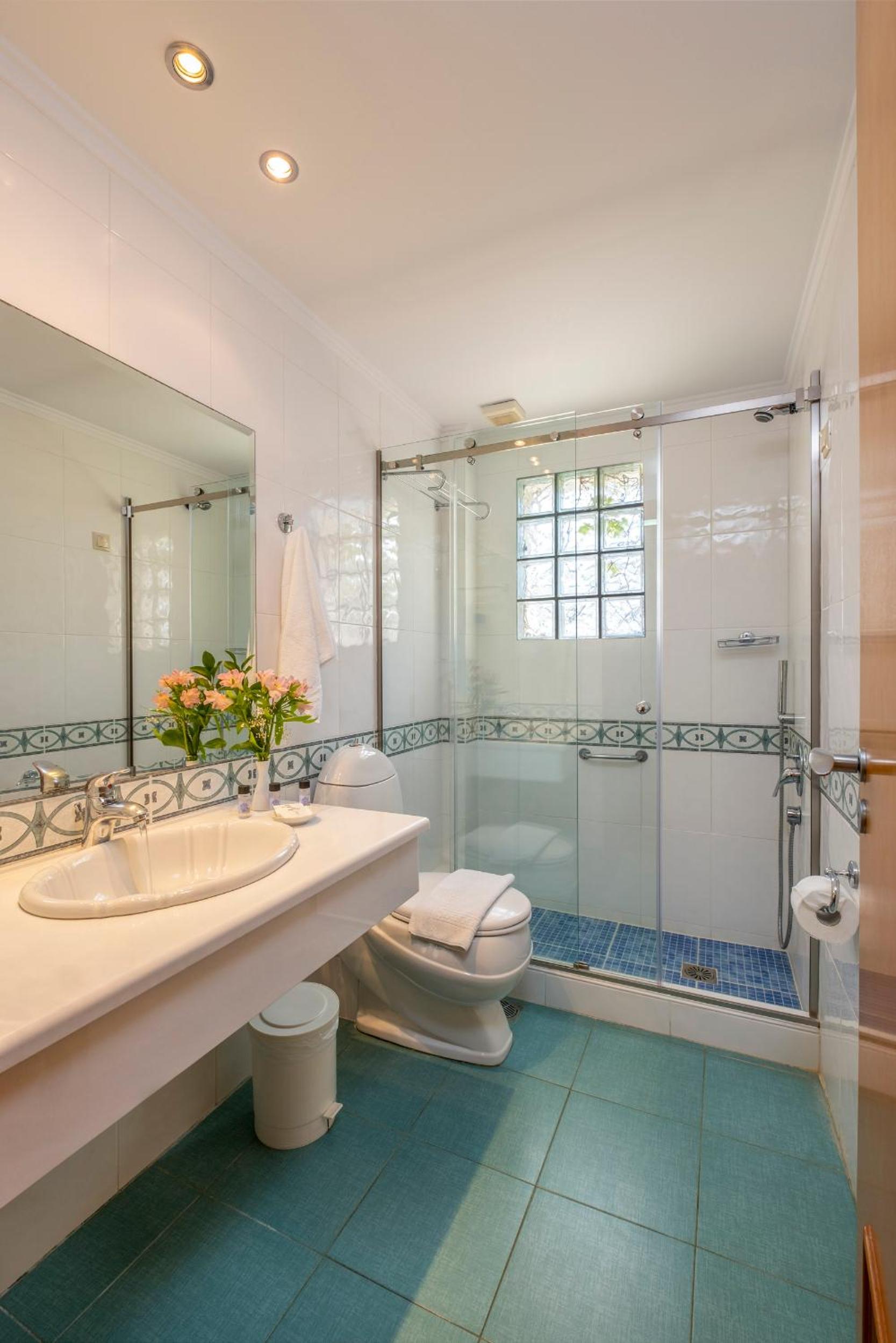 Superior Double  Room with Sea View - Photo 5