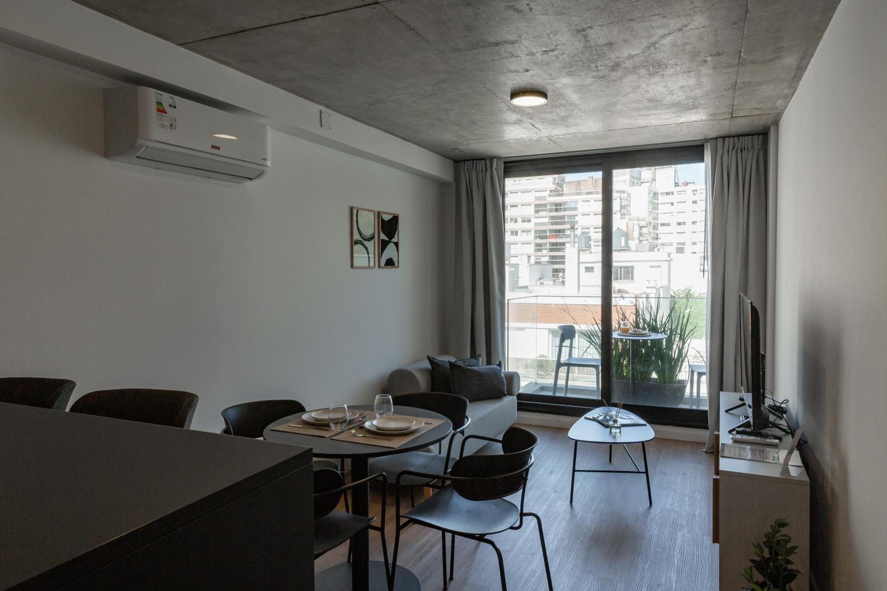 Deluxe Suite with Sea View