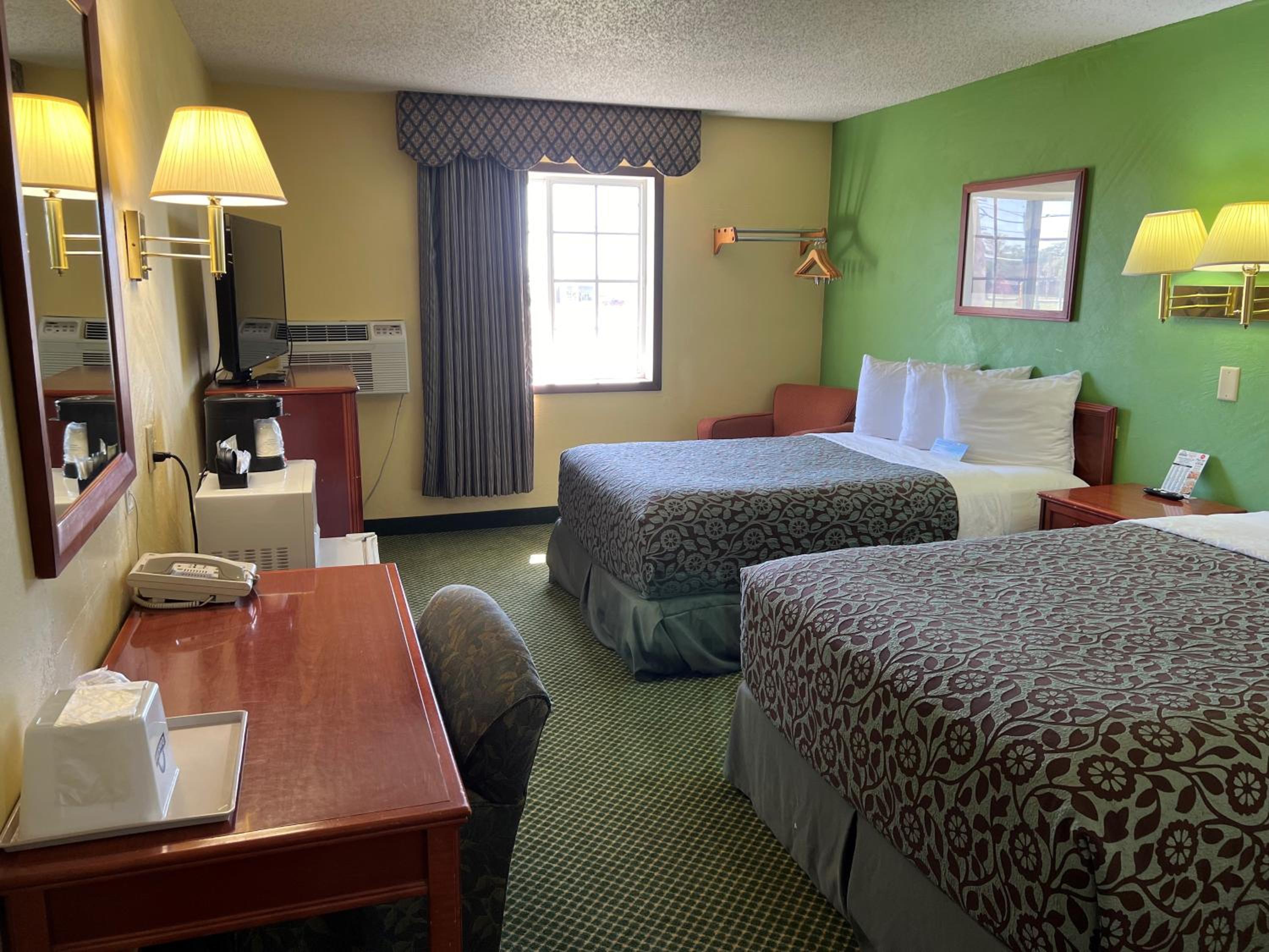 Double Room with Two Double Beds - Non-Smoking photo 1