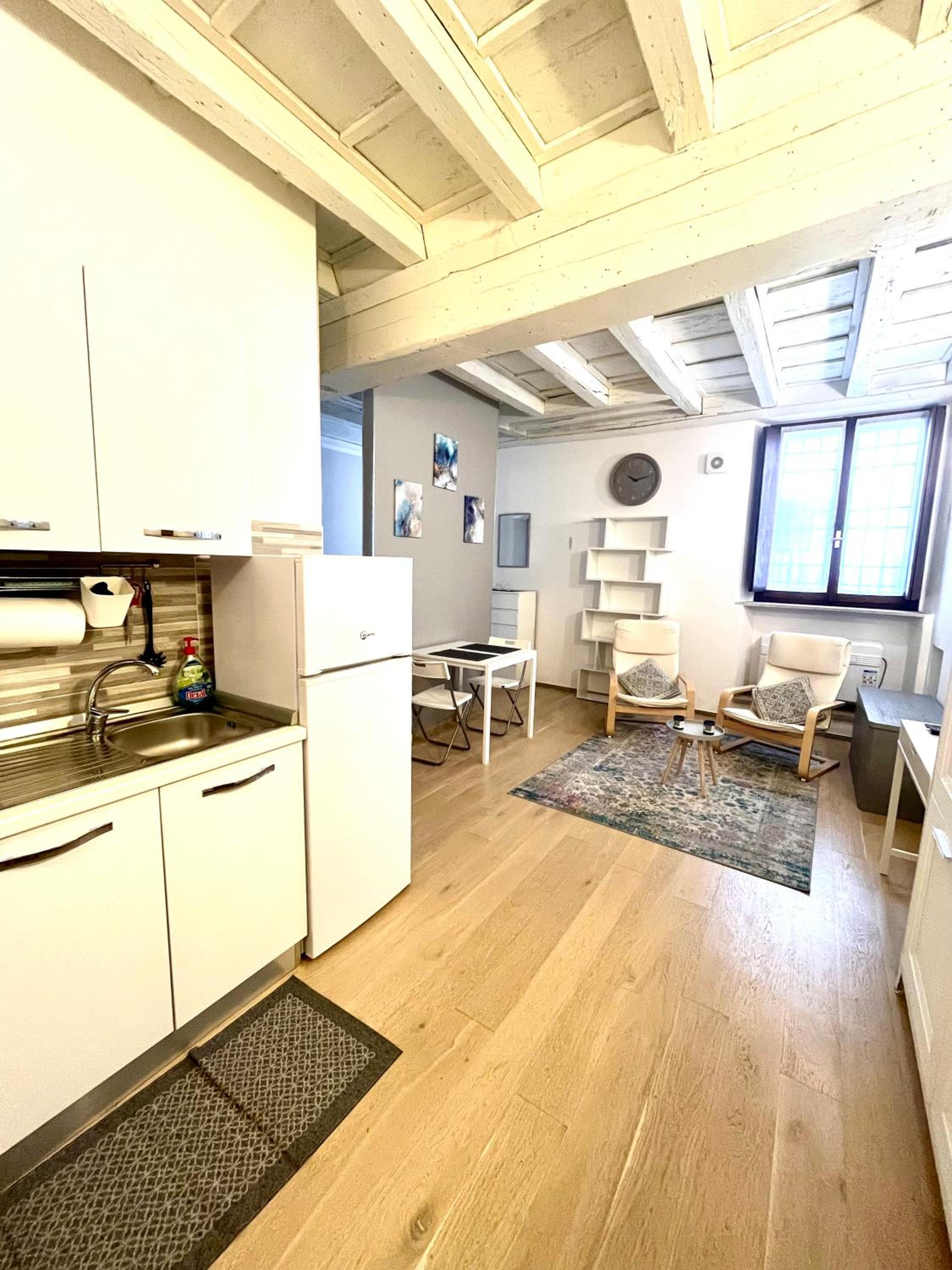 Deluxe Apartment photo 3