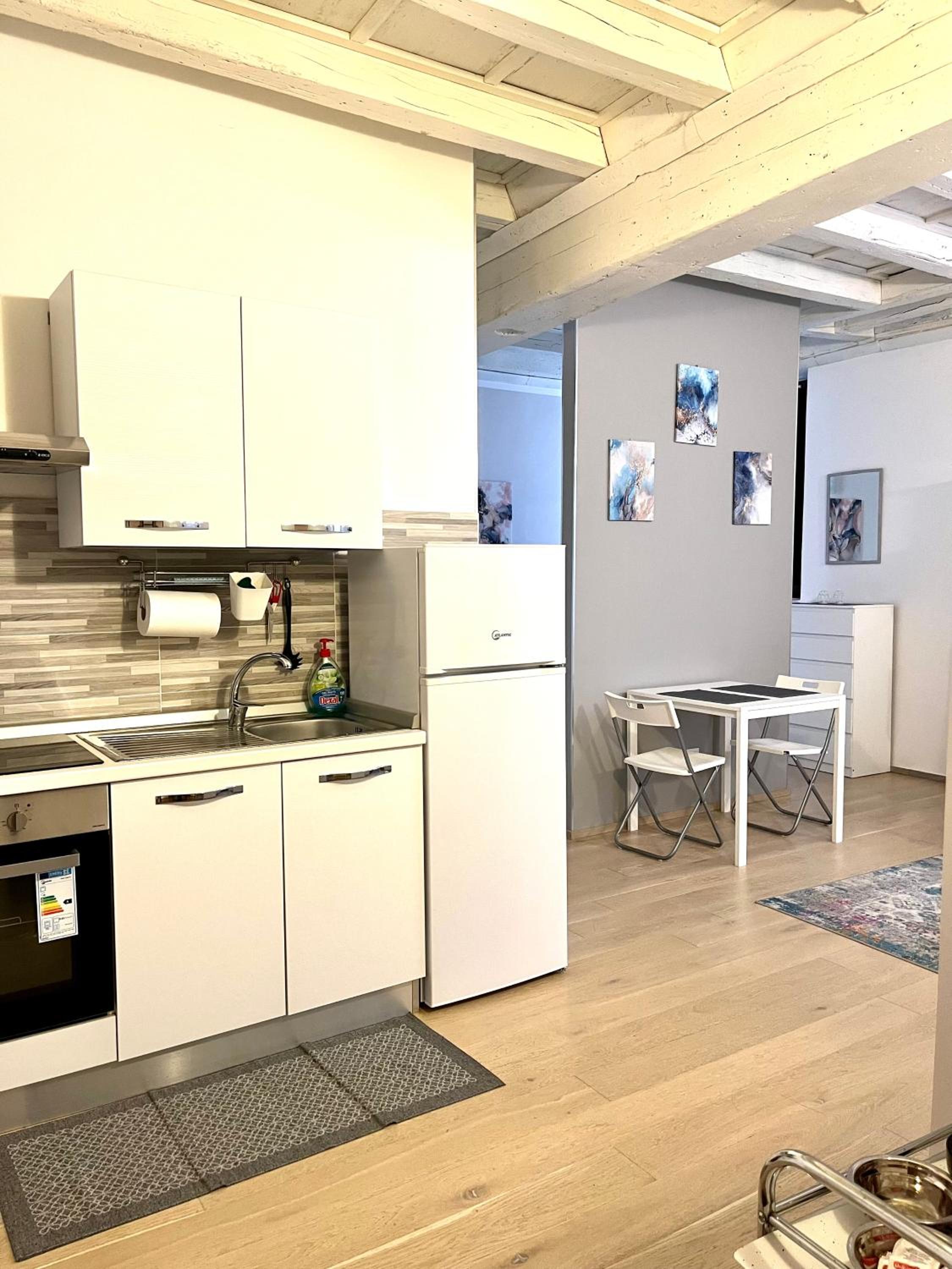 Deluxe Apartment photo 2