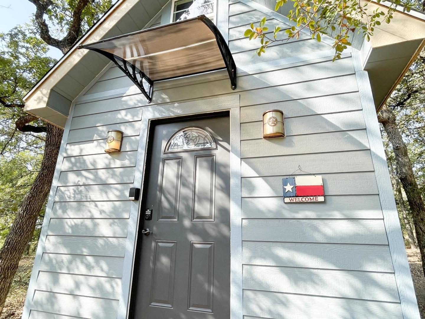 One-Bedroom House photo 2