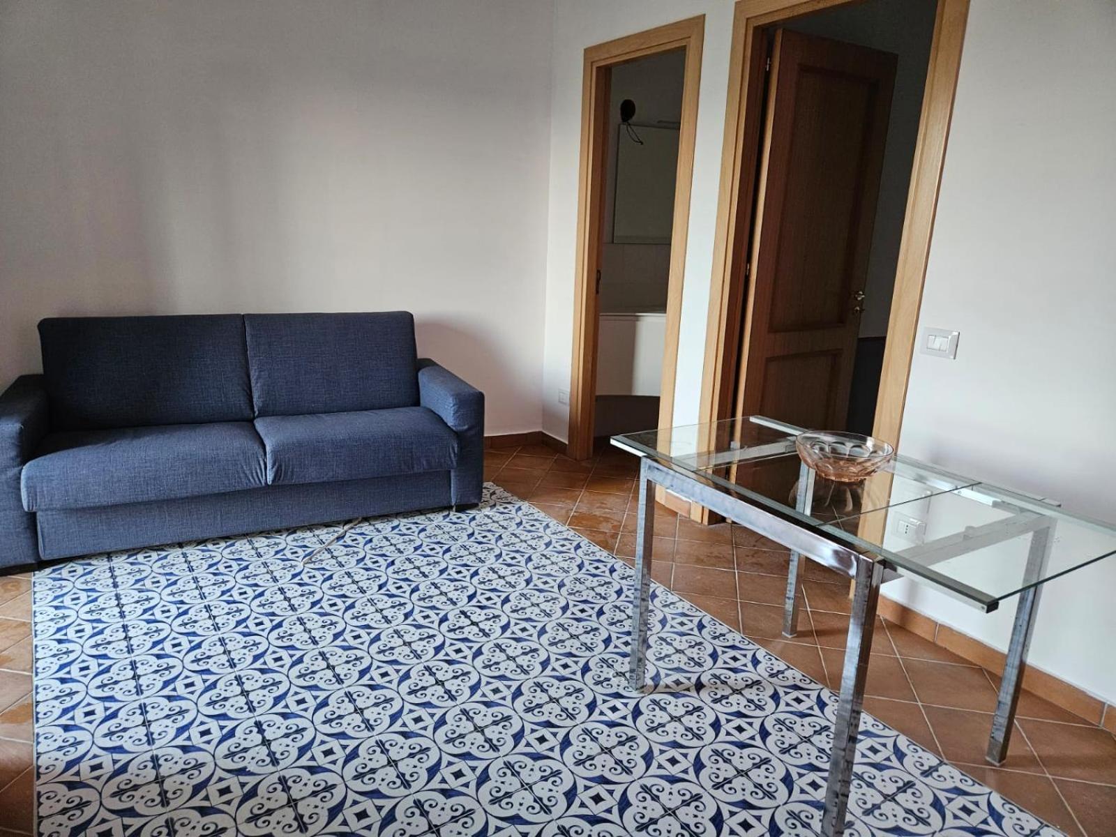 One-Bedroom House photo 1