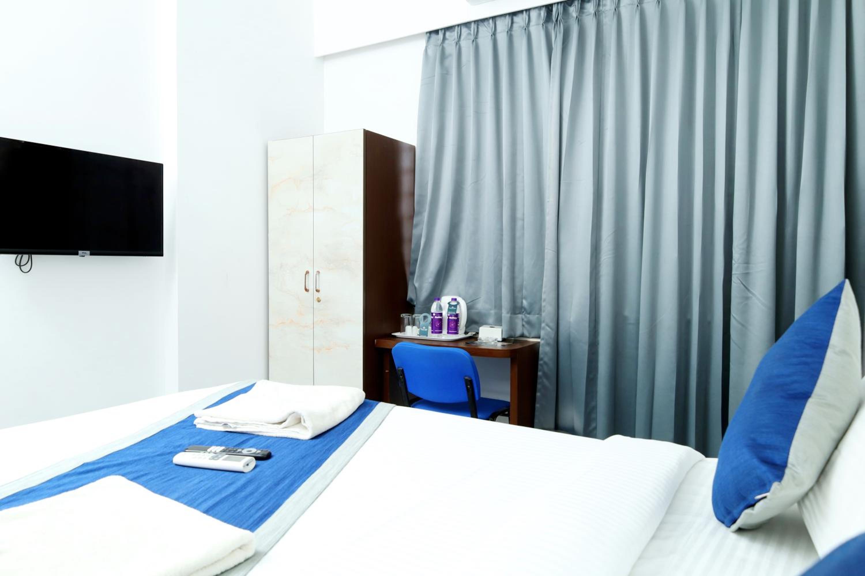Deluxe Queen Room - Photo 3