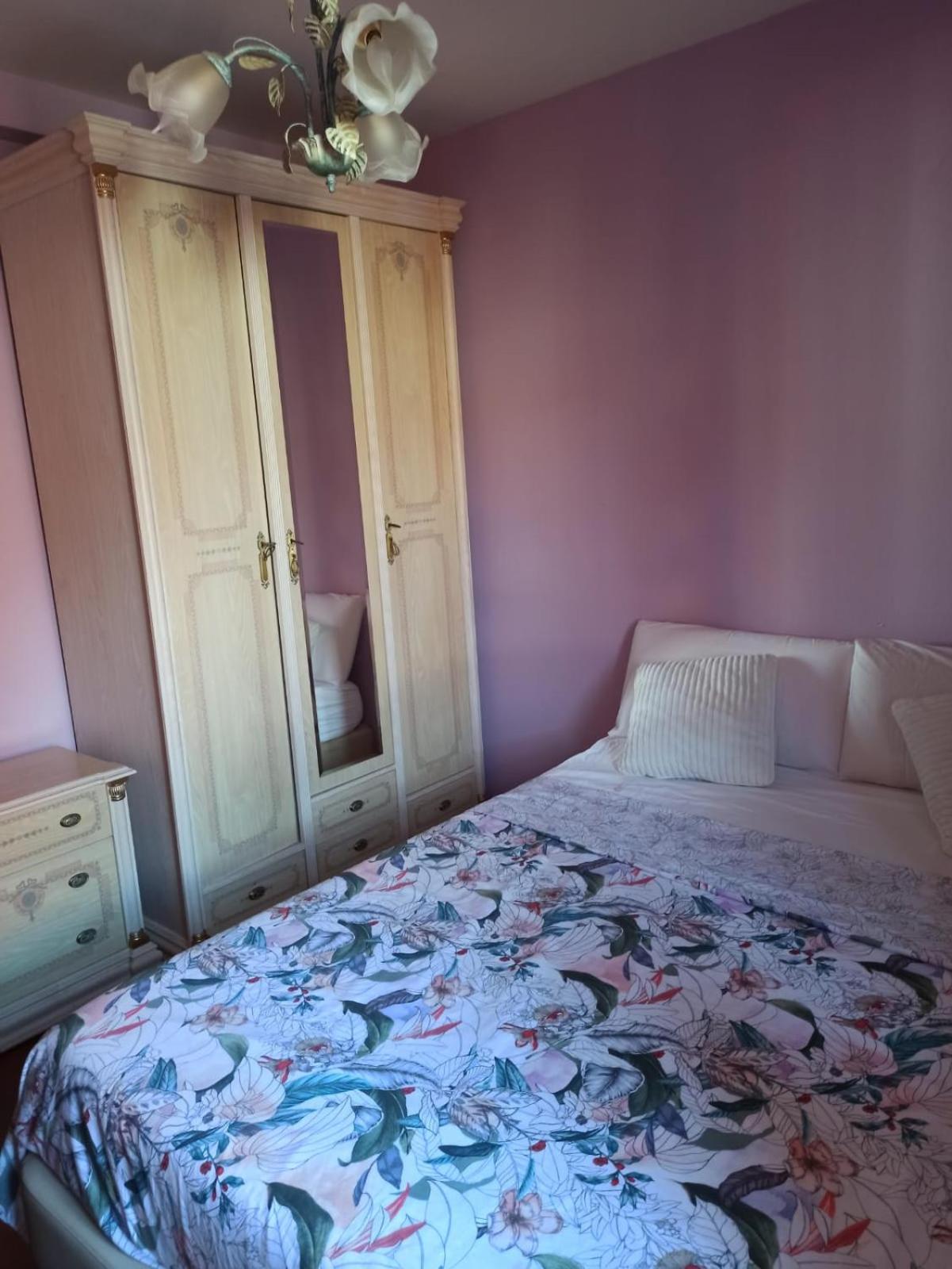 Standard Double Room with Shared Bathroom photo 3