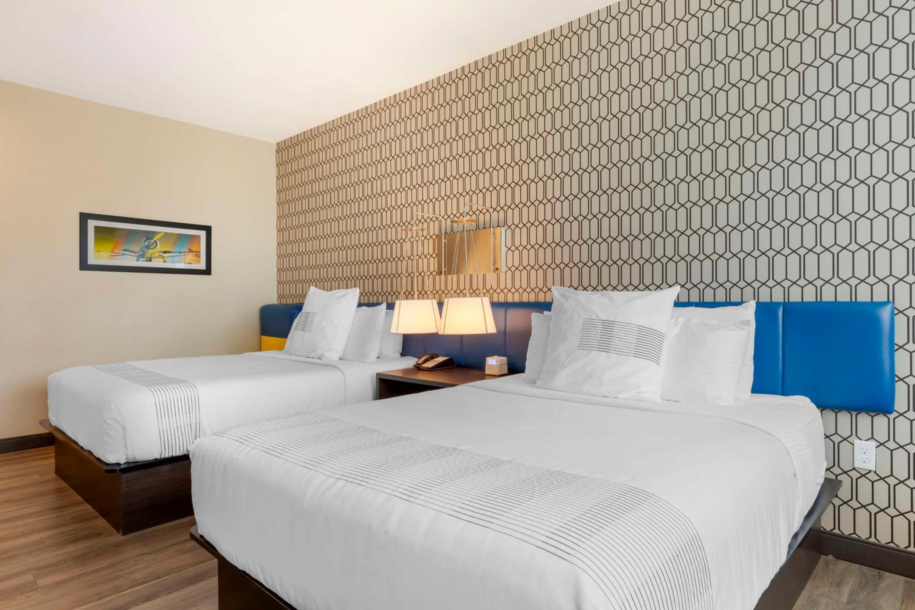 Queen Room with Two Queen Beds and Walk-In Shower - Disability Access/Non-Smoking