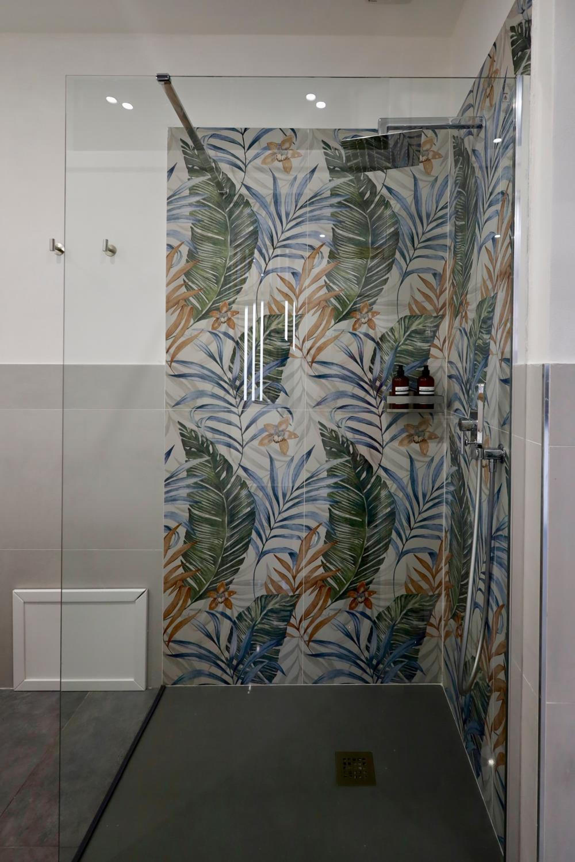 Studio with Spa Bath - Photo 14