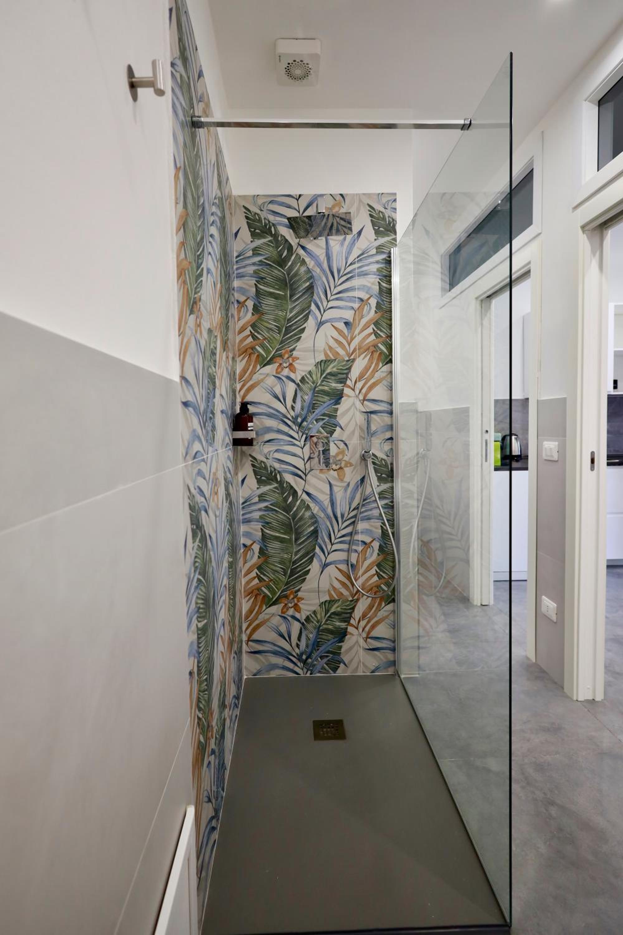 Studio with Spa Bath - Photo 13