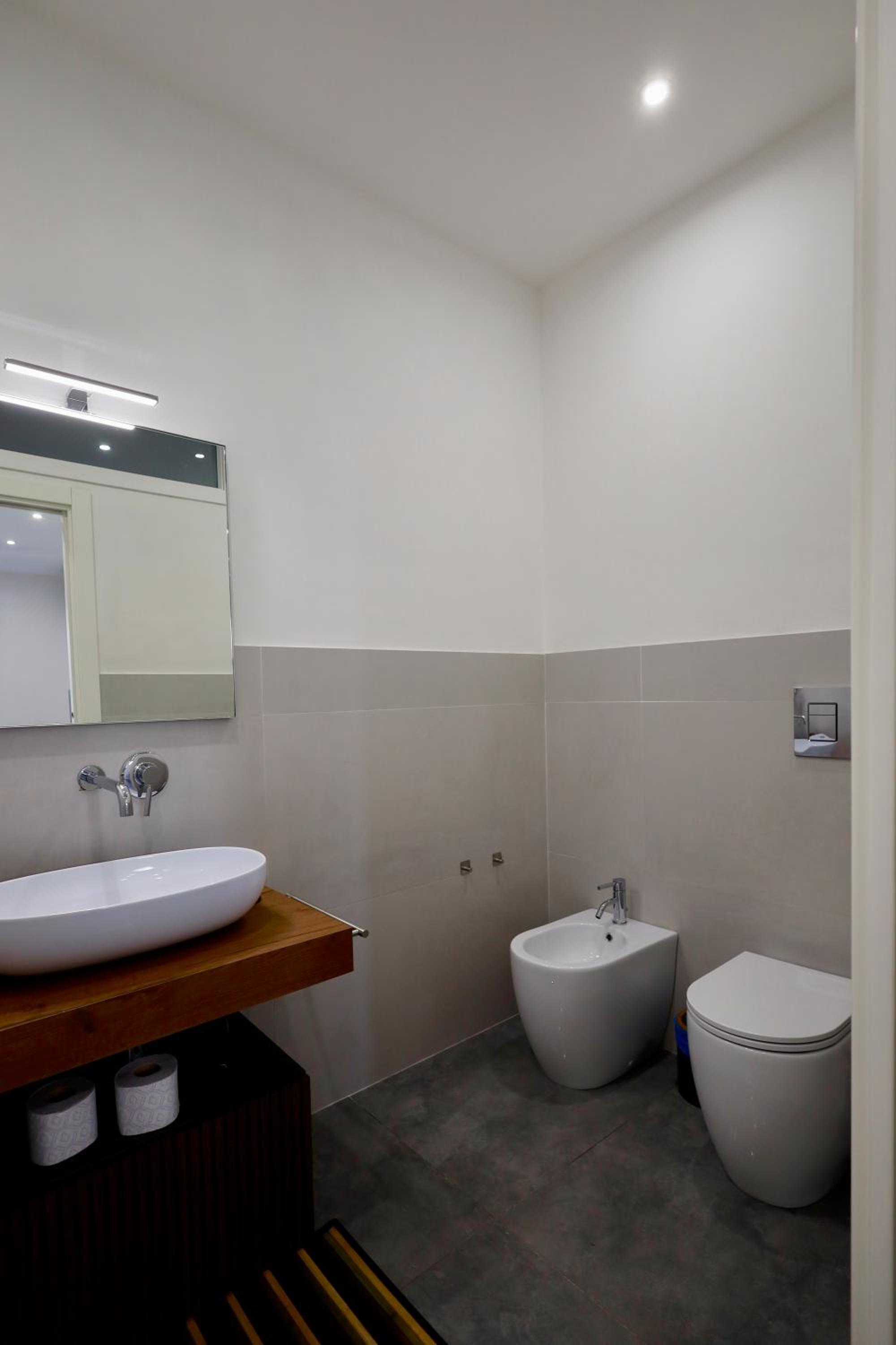 Studio with Spa Bath - Photo 8