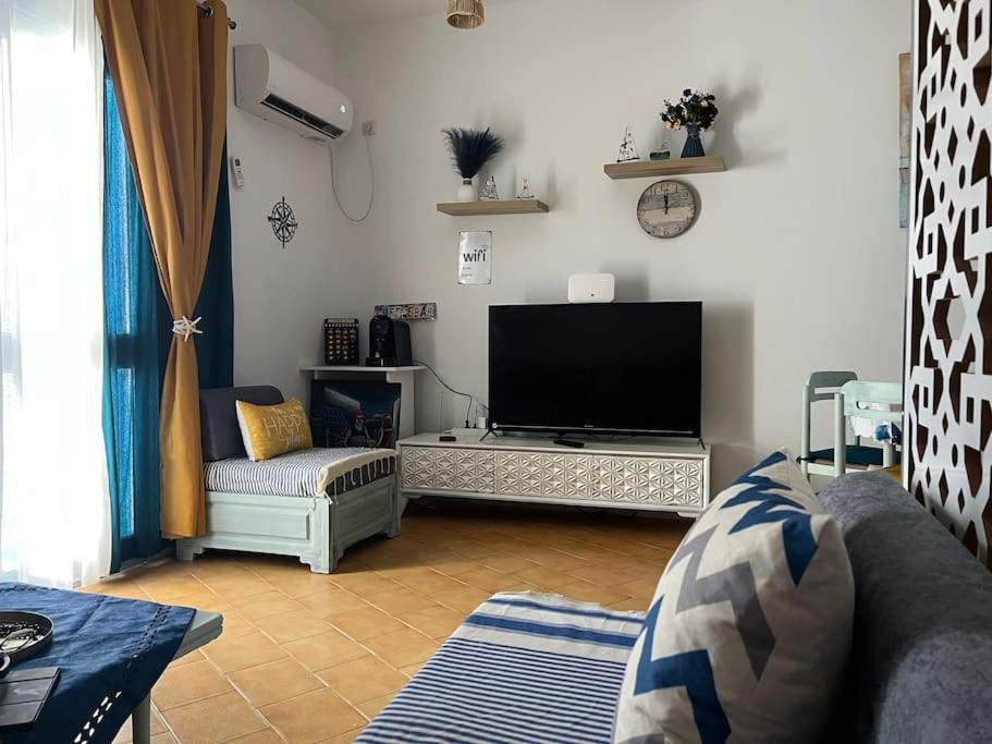 Two-Bedroom Apartment photo 2