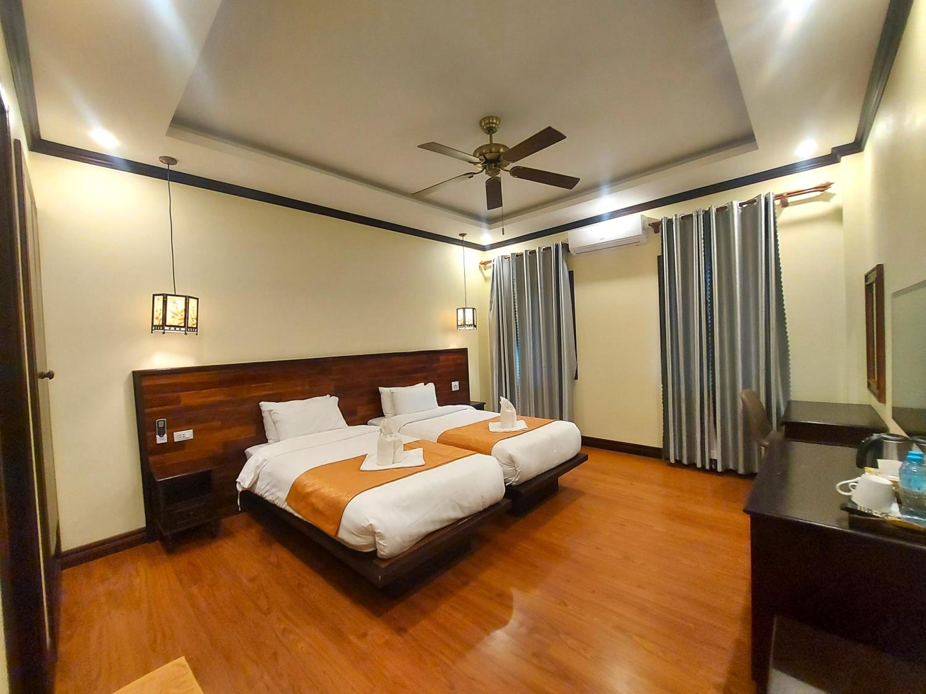 Deluxe Twin Room photo 1