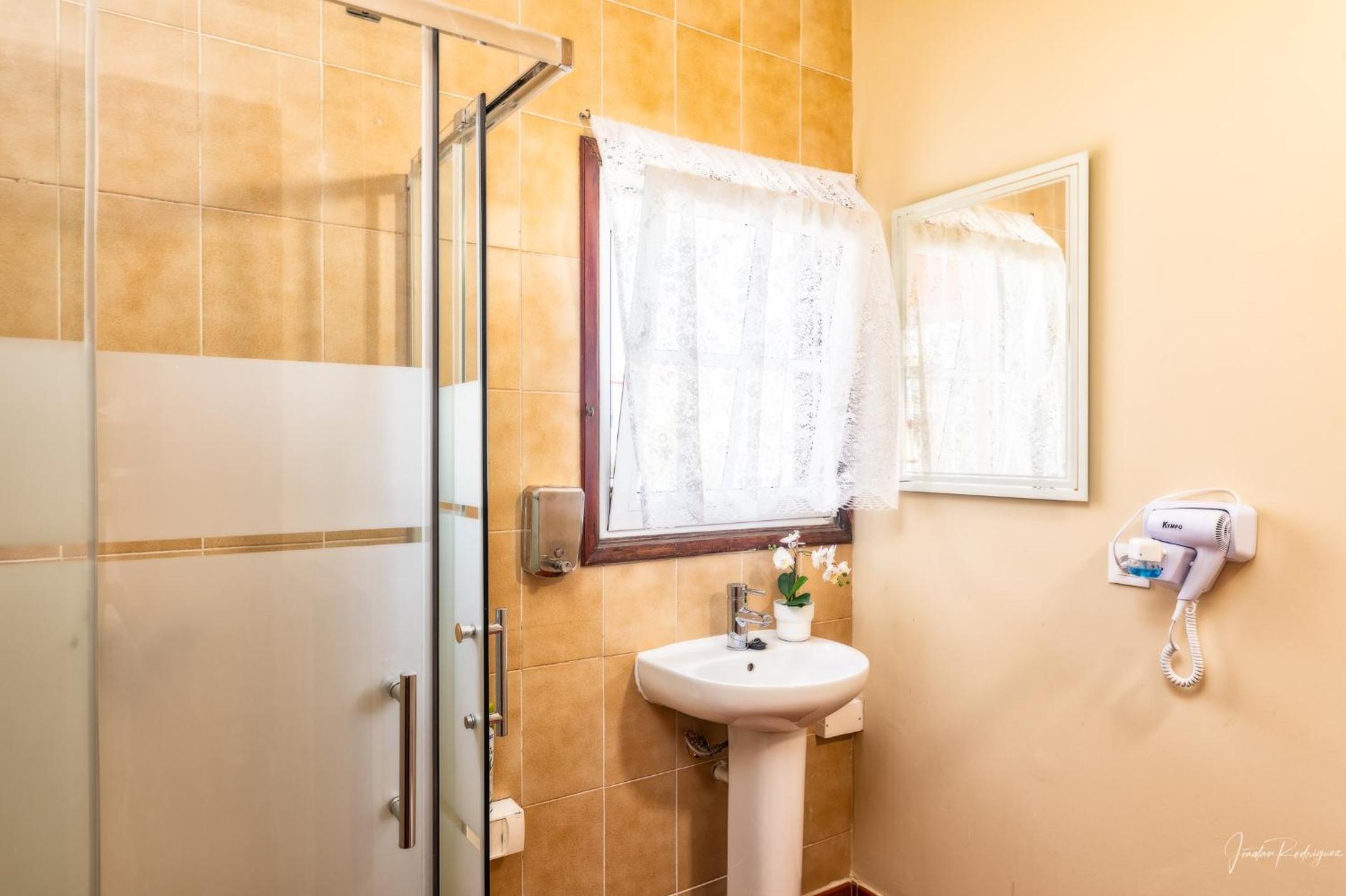 Double Room with Private External Bathroom