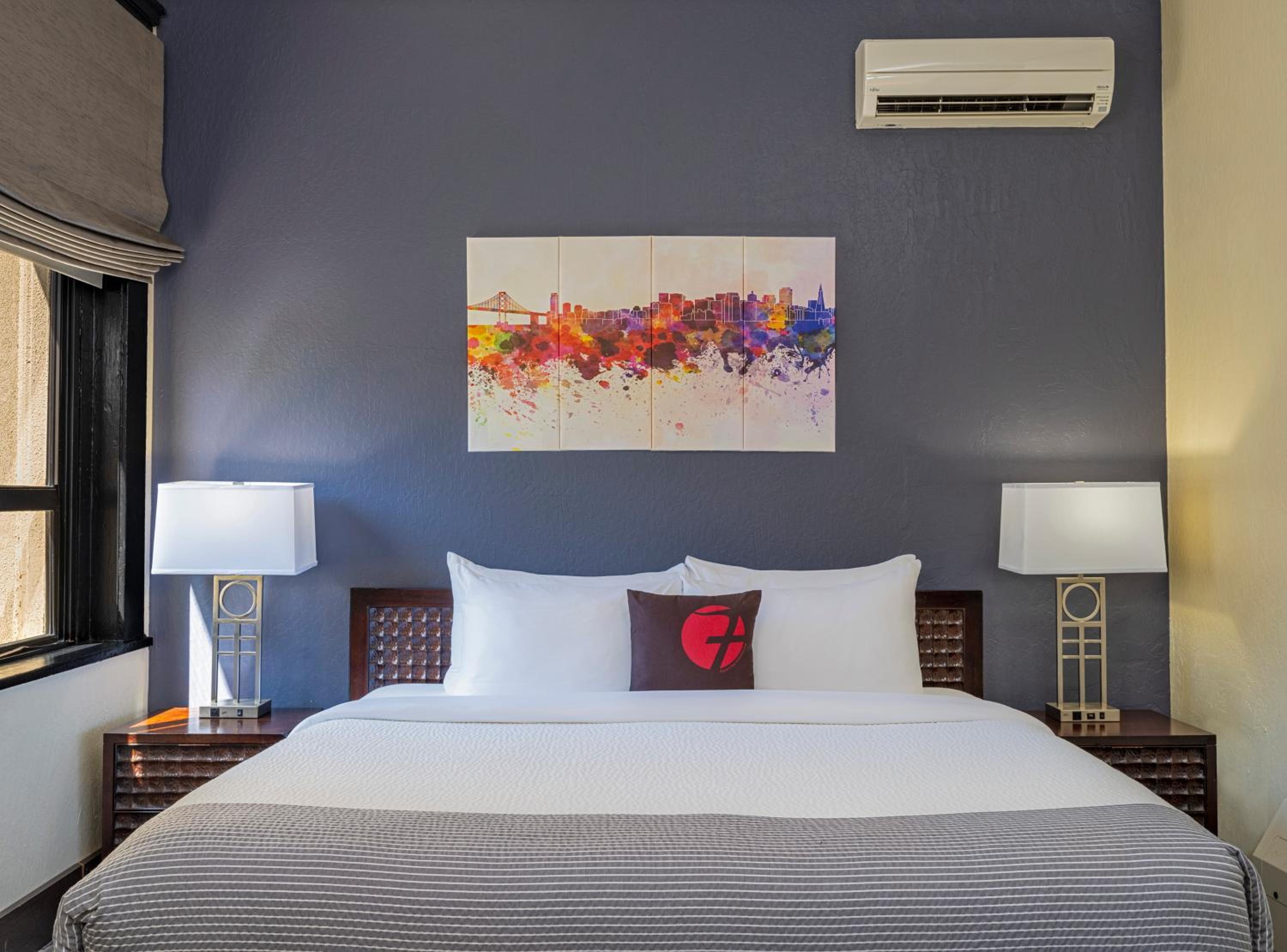 Standard Queen Room - Photo 1