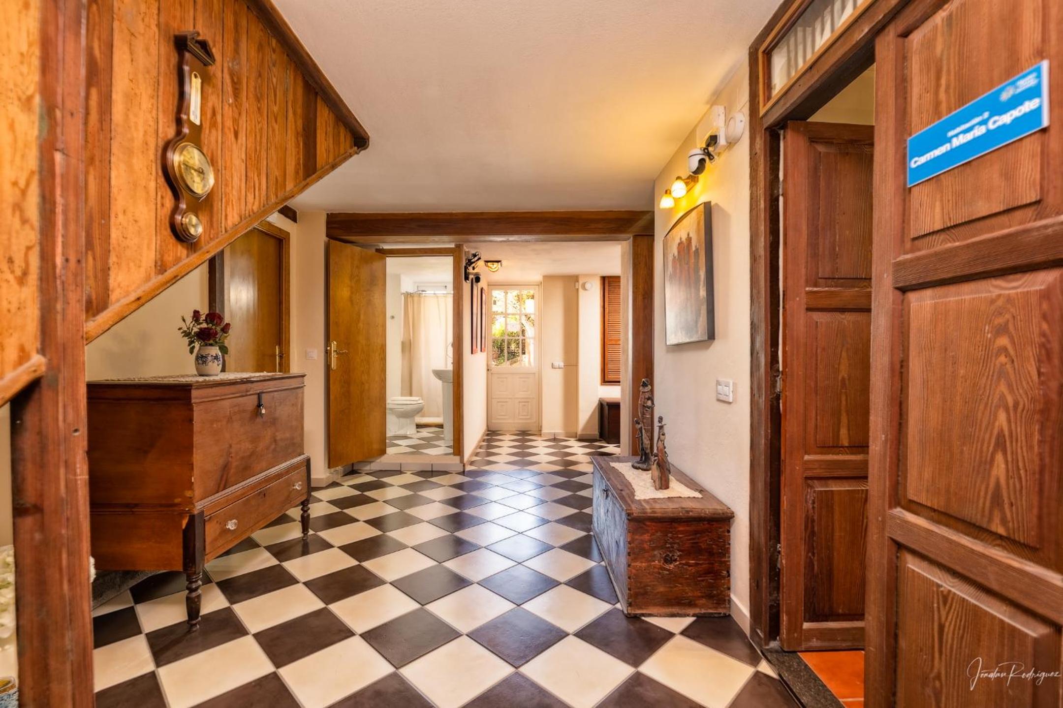 Double Room with Private External Bathroom