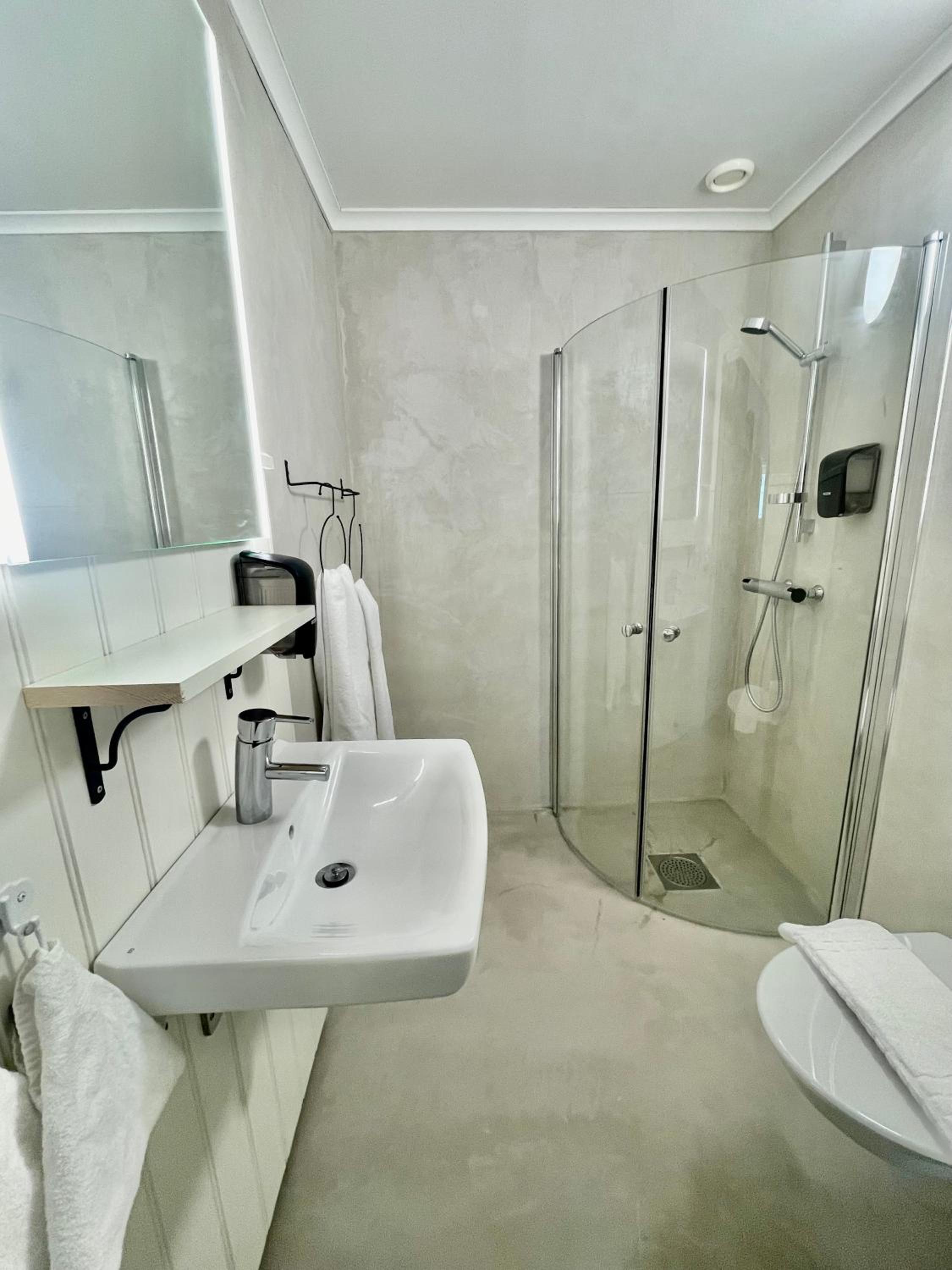 Double Room - Photo 1