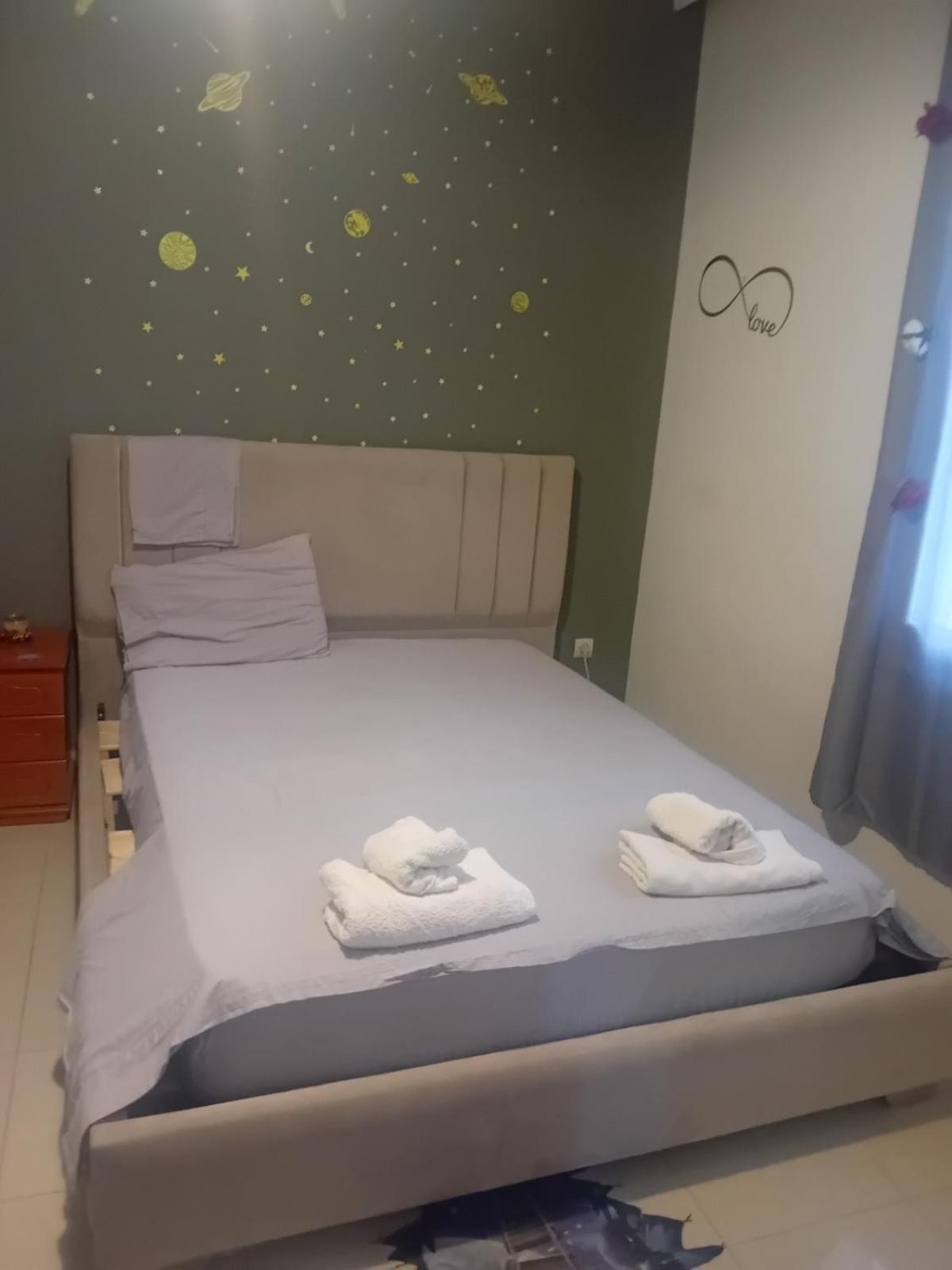 Deluxe Double or Twin Room with City View