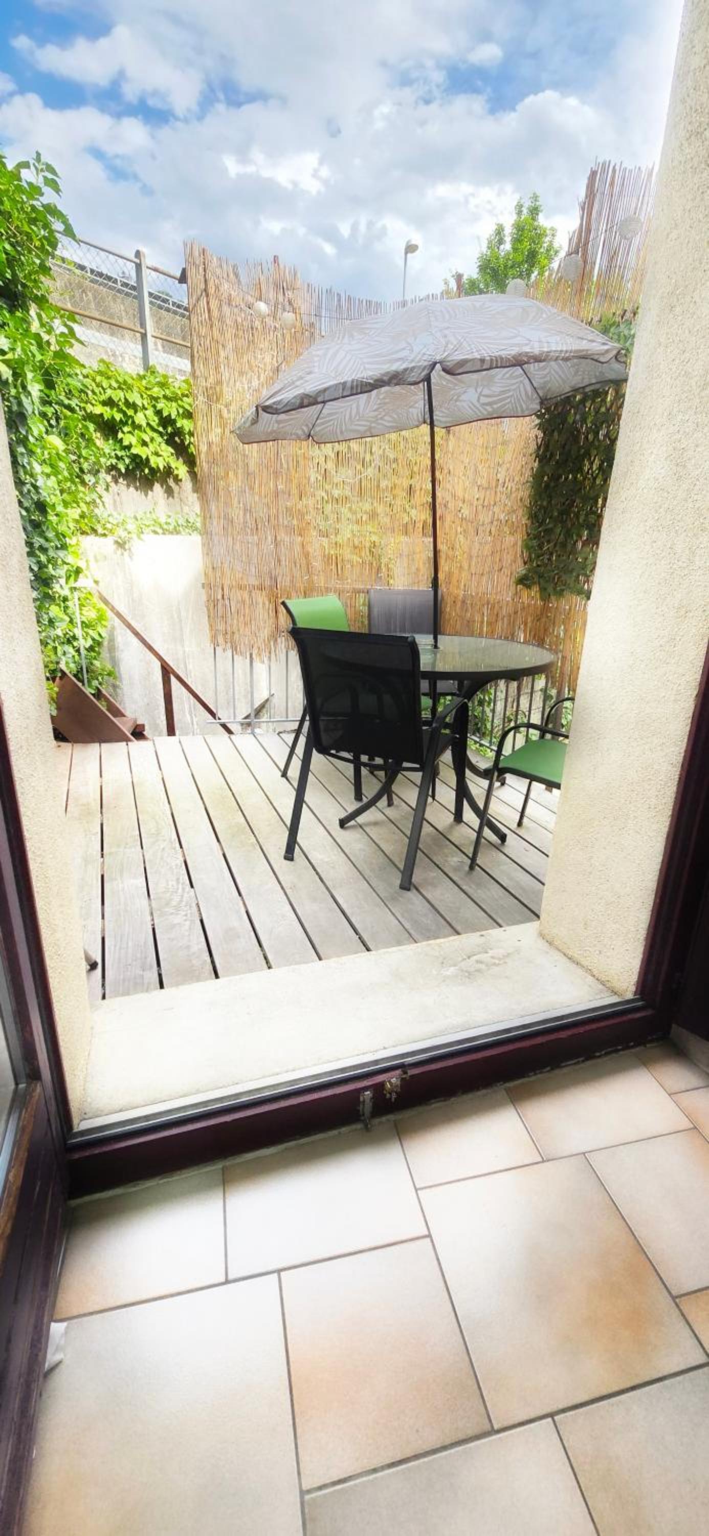 One-Bedroom House photo 2