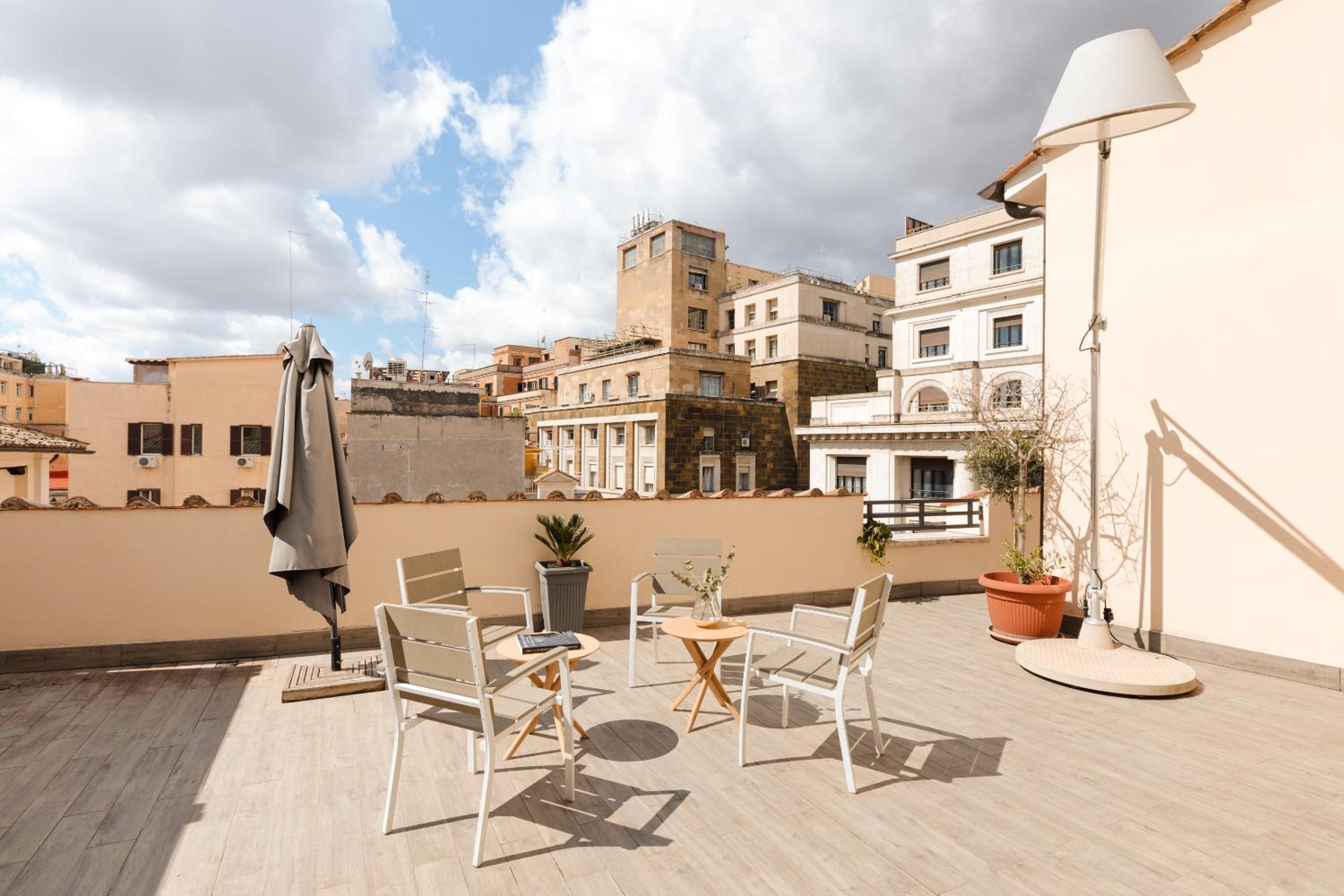 Two-Bedroom Apartment With Terrace photo 2