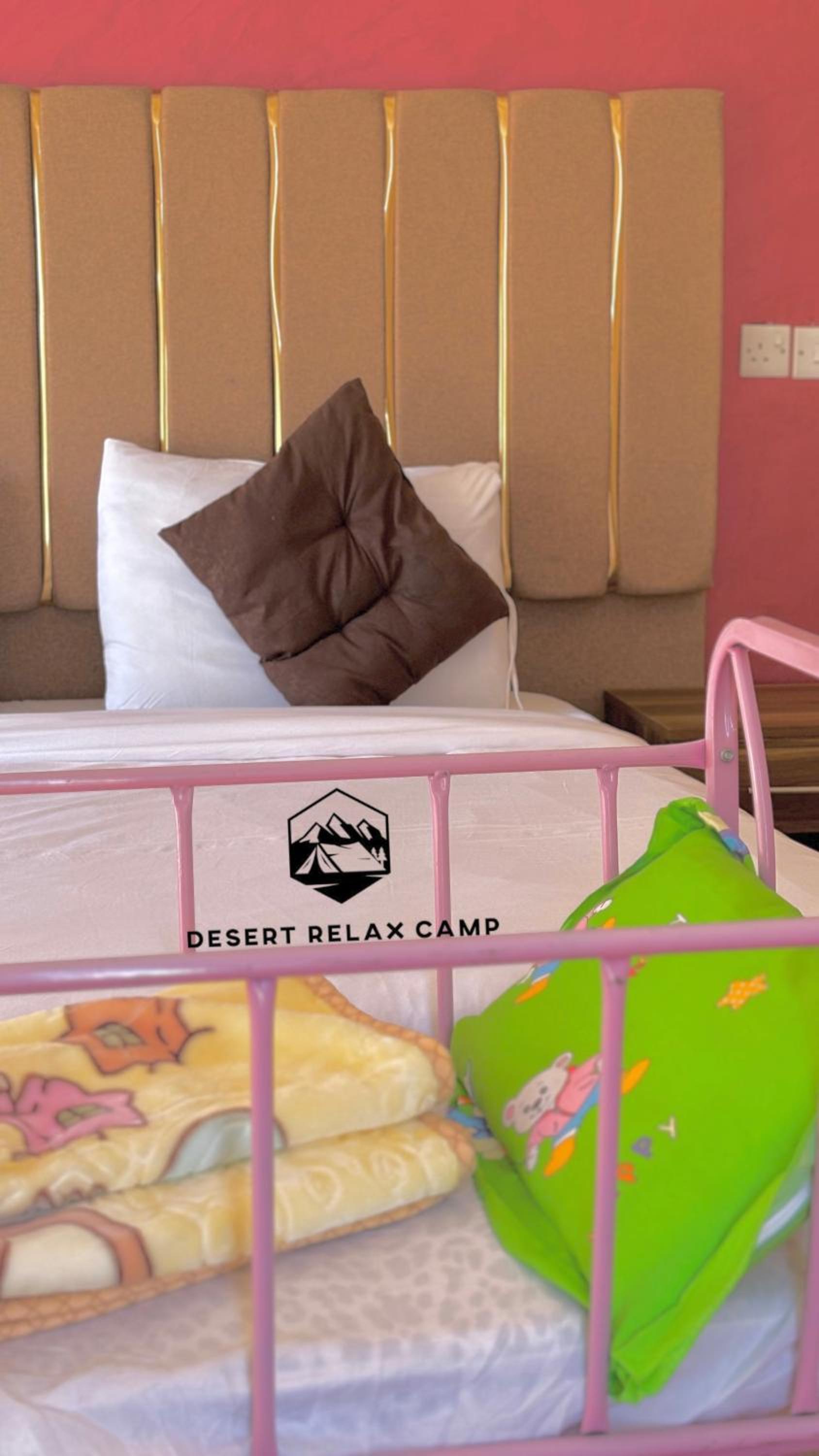 Deluxe Double Room (2 Adults + 1 Child) photo 3