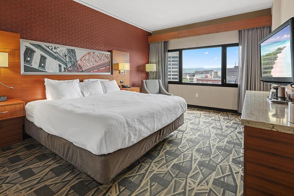 King Room With City View - Non-Smoking