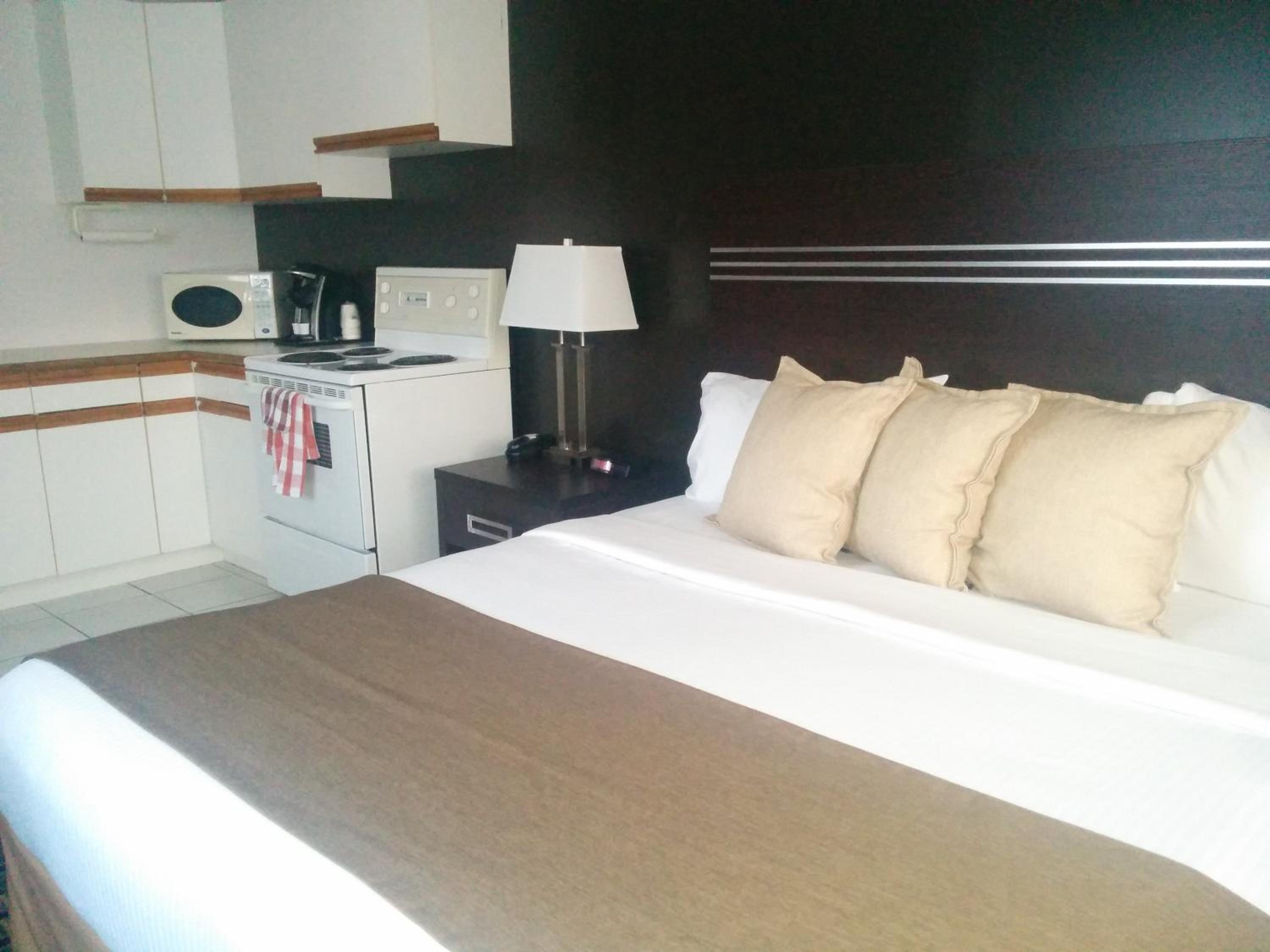 King Room - Non-Smoking