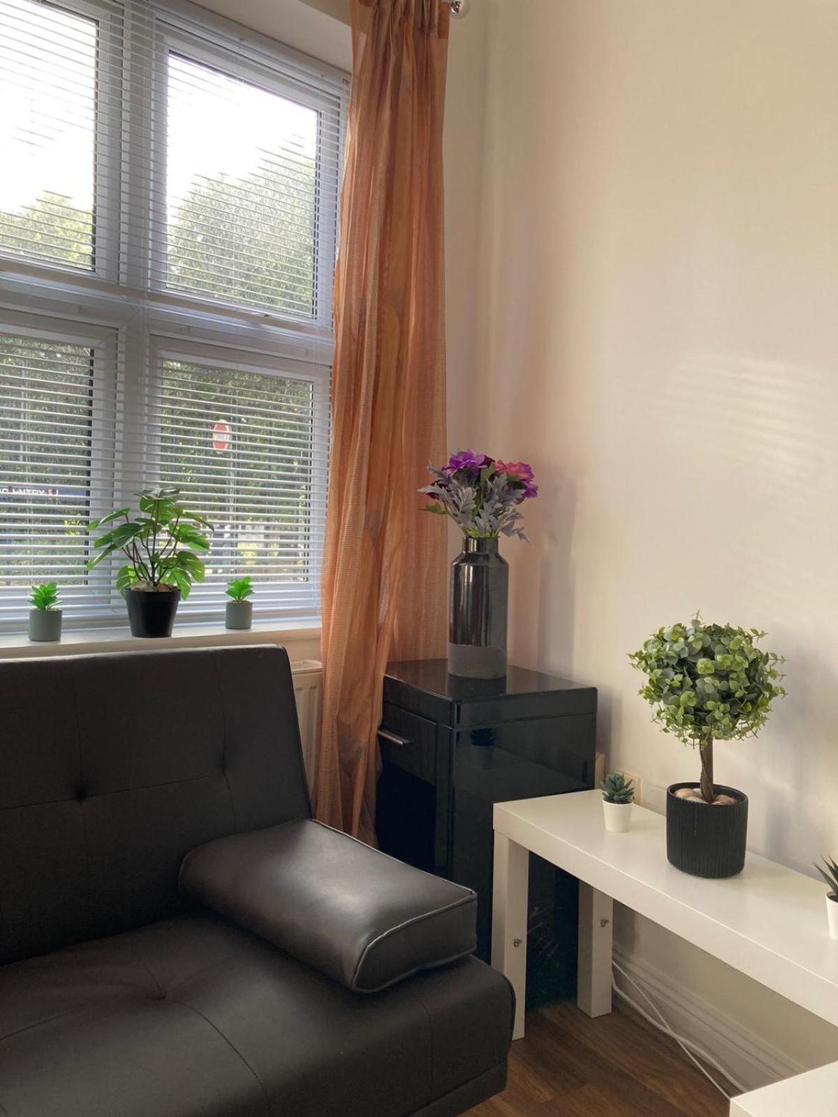 Two-Bedroom Apartment photo 2