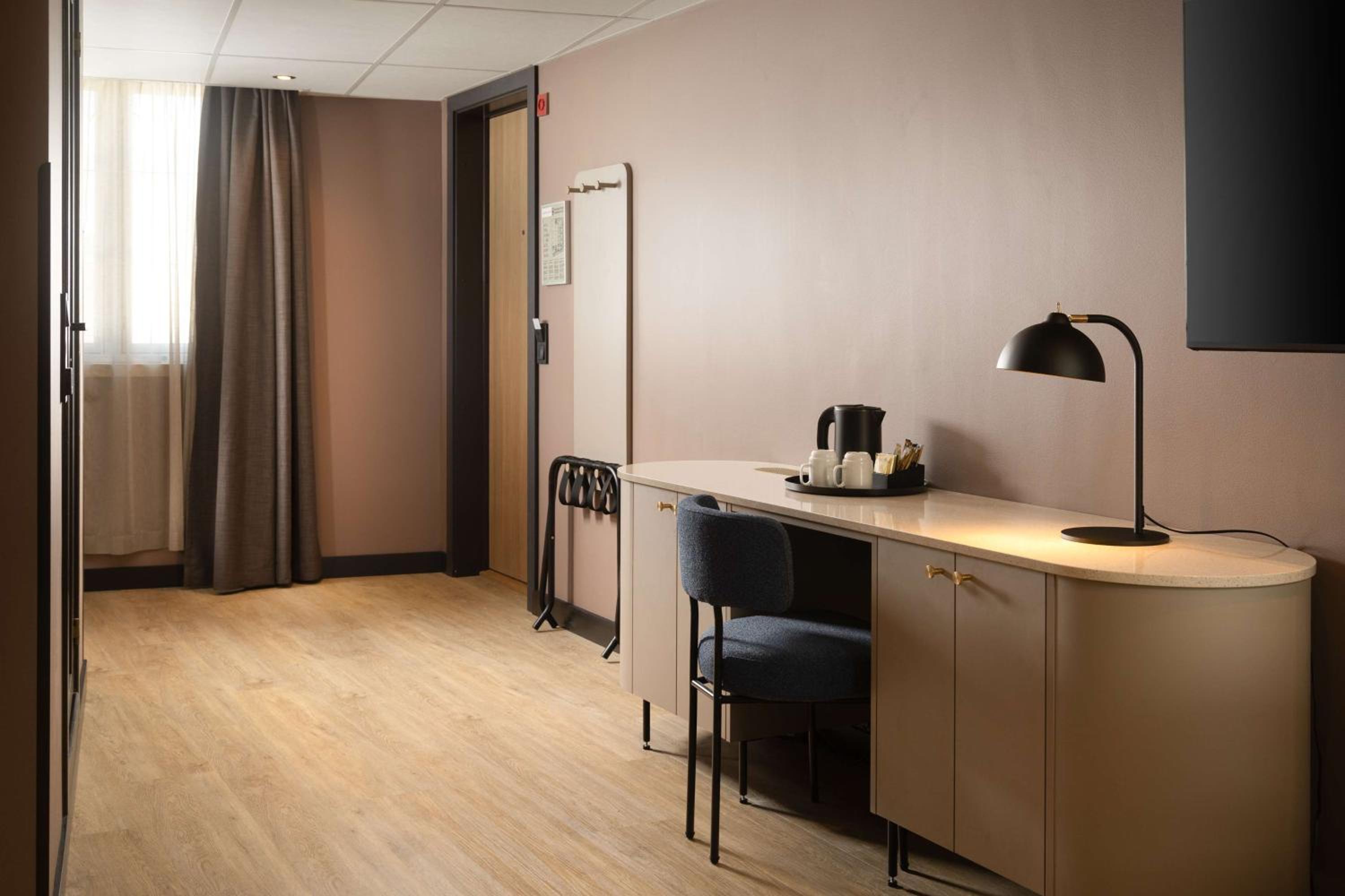Superior Twin Room - Photo 6