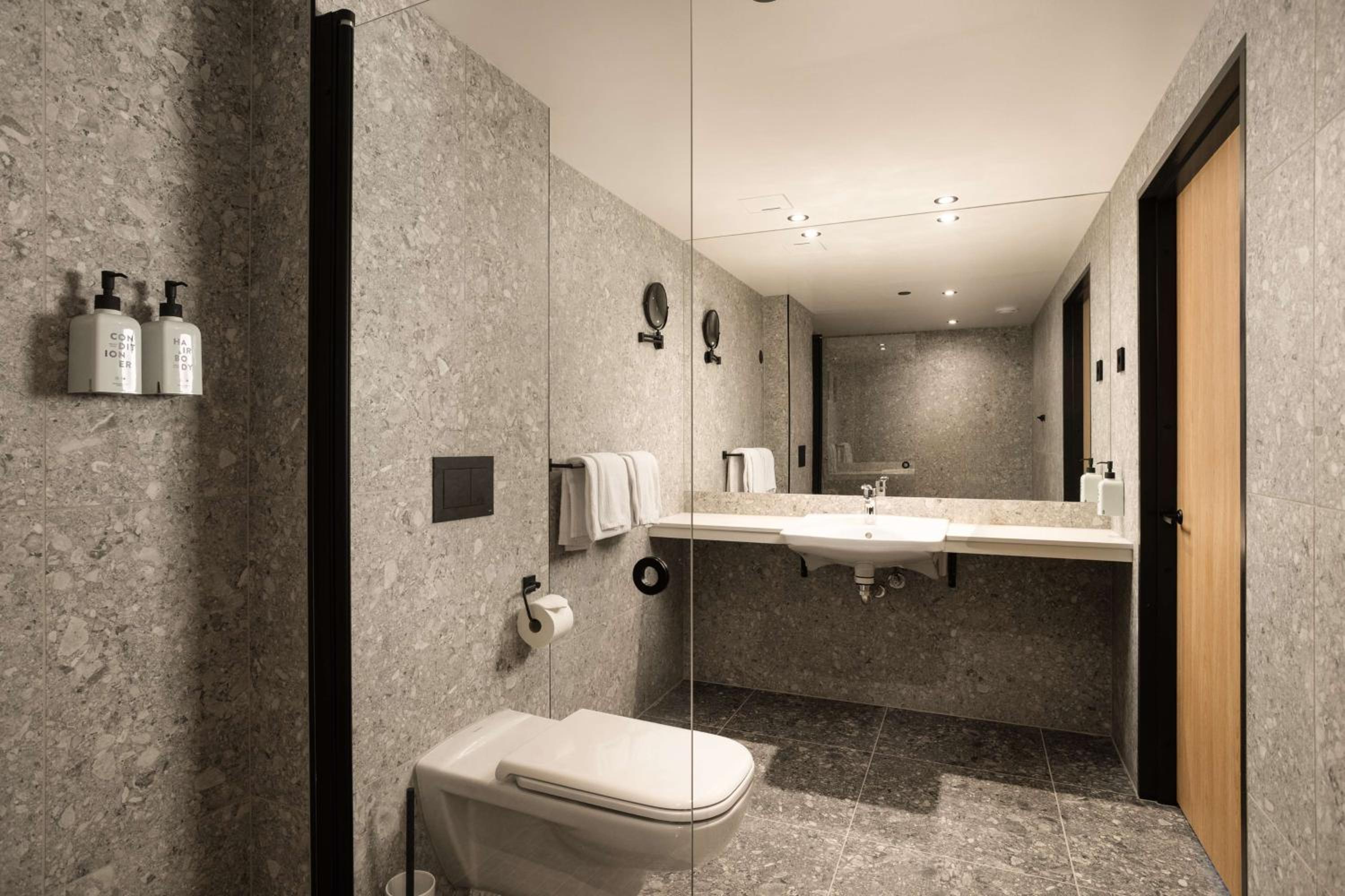 Superior Twin Room - Photo 2