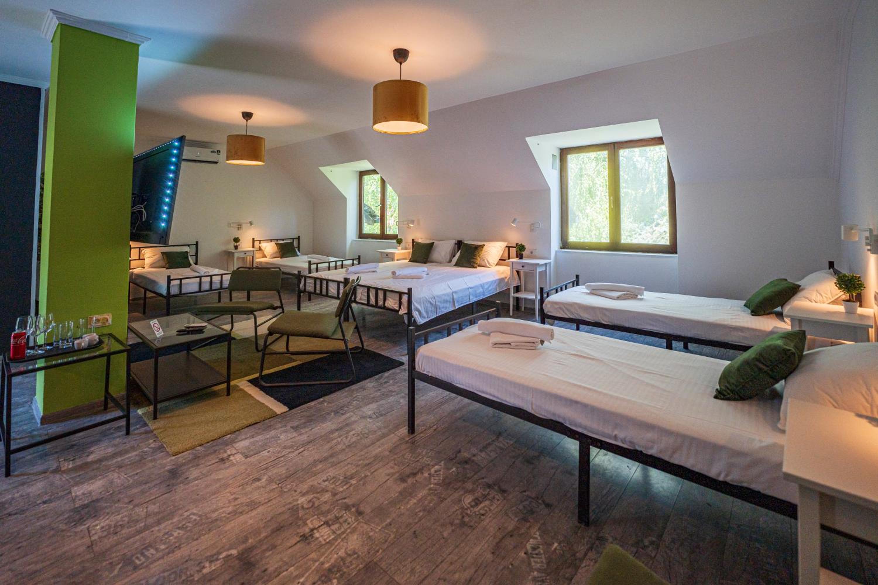 Mixed Dormitory Room