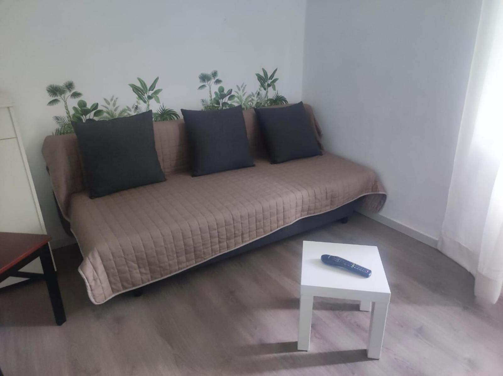 Apartment with Garden View
