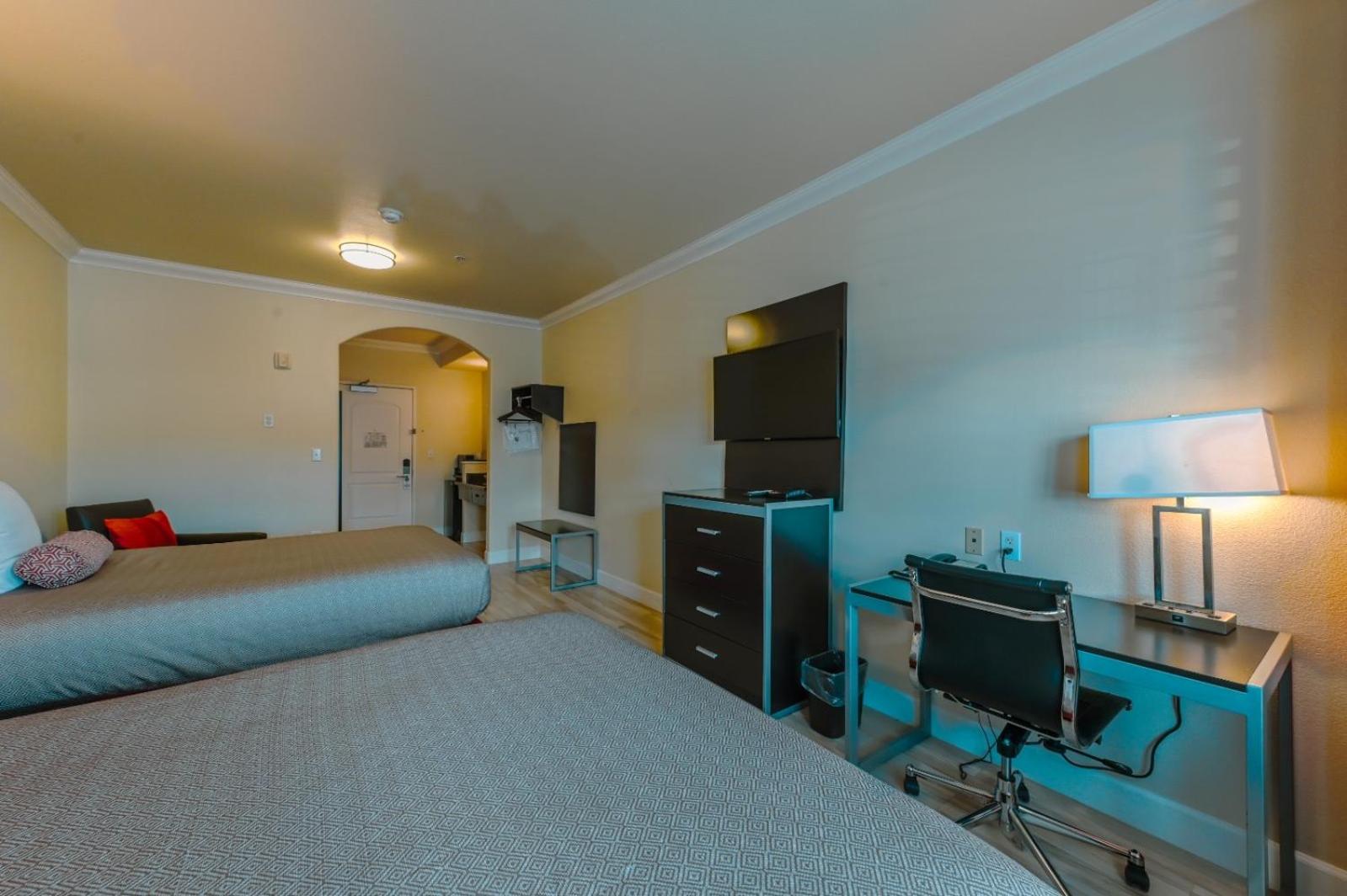 Double Room - Photo 1