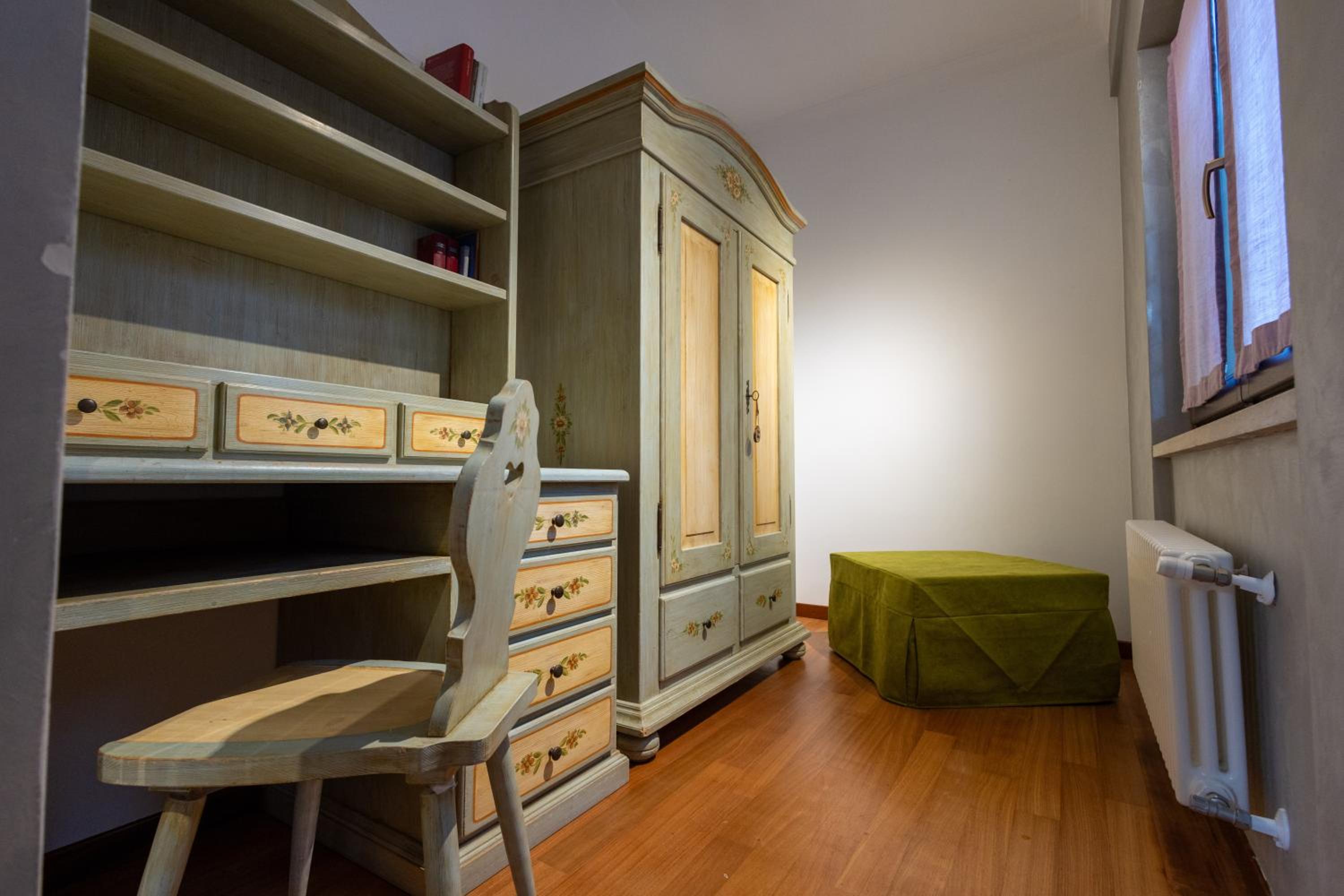 Triple Room with Private Bathroom photo 3