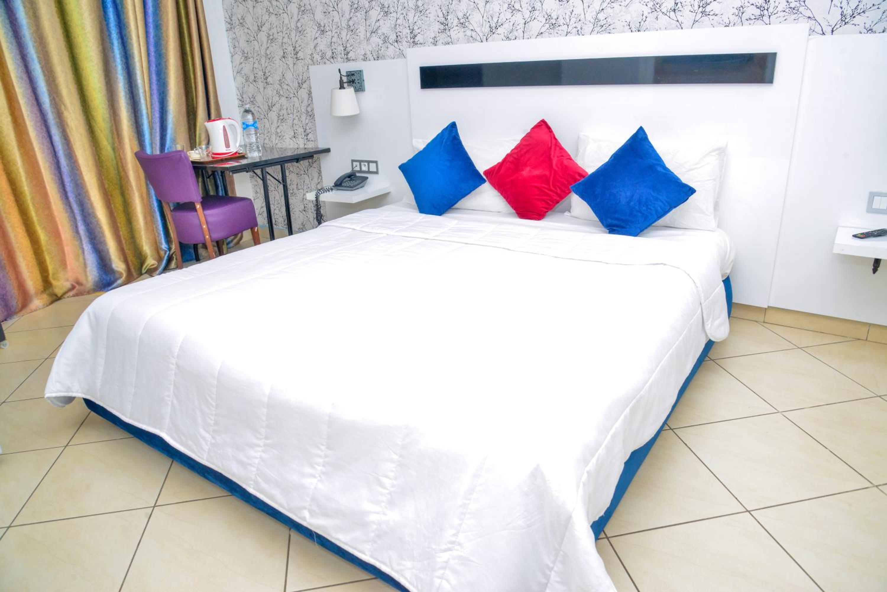 Standard Single Room with Shower