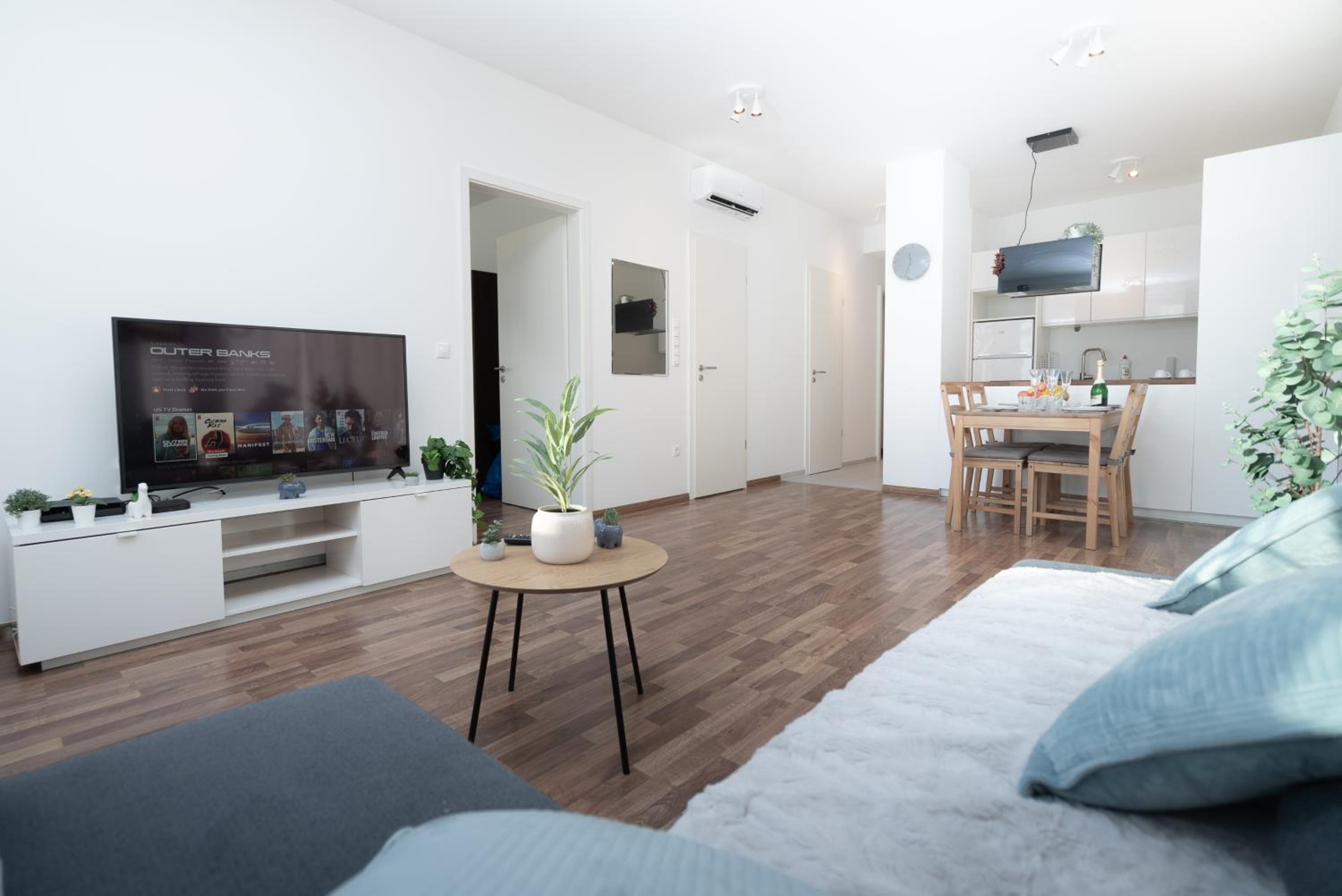 Two-Bedroom Deluxe Apartment