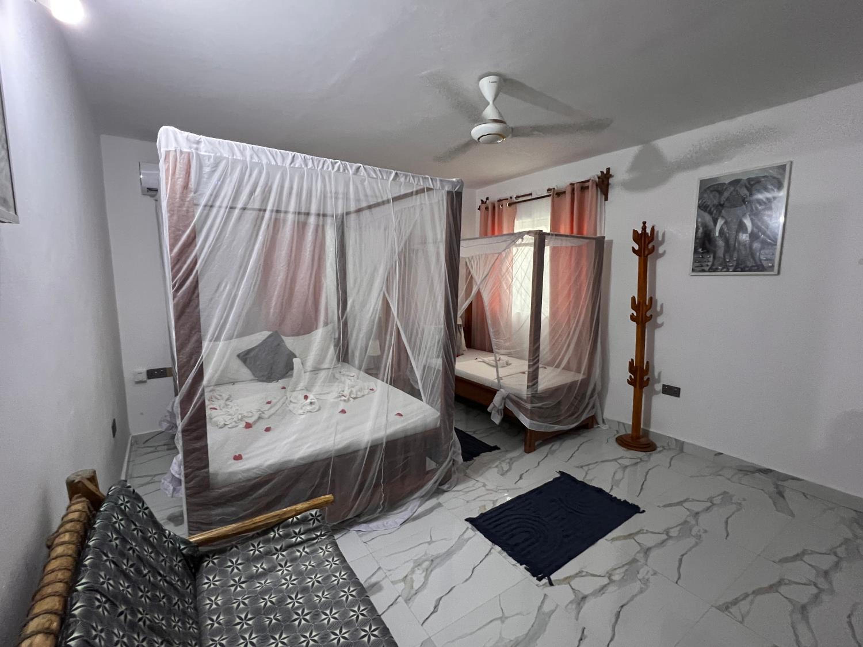 Comfort Triple Room with Shower