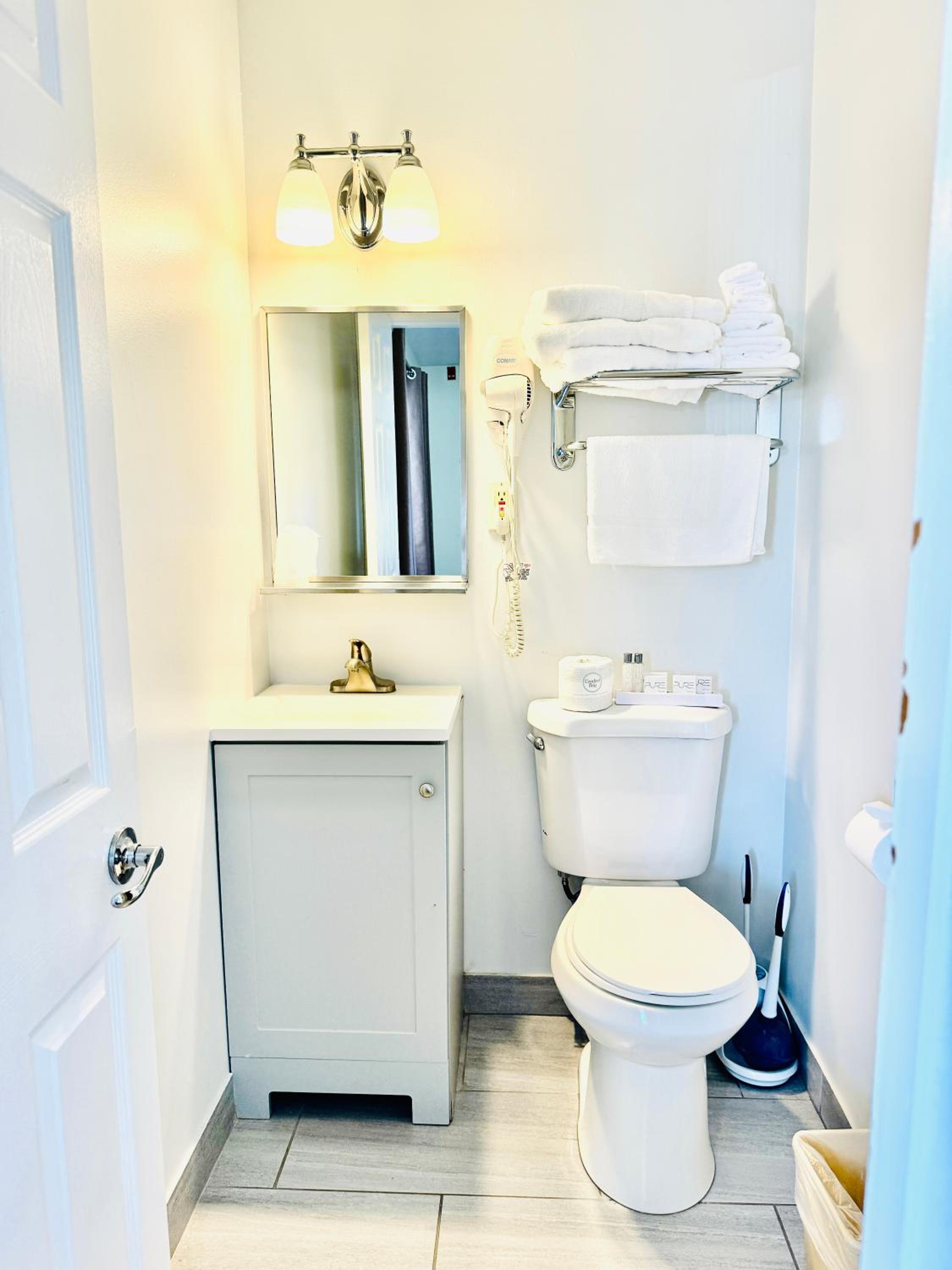 Standard Queen Room - Photo 2