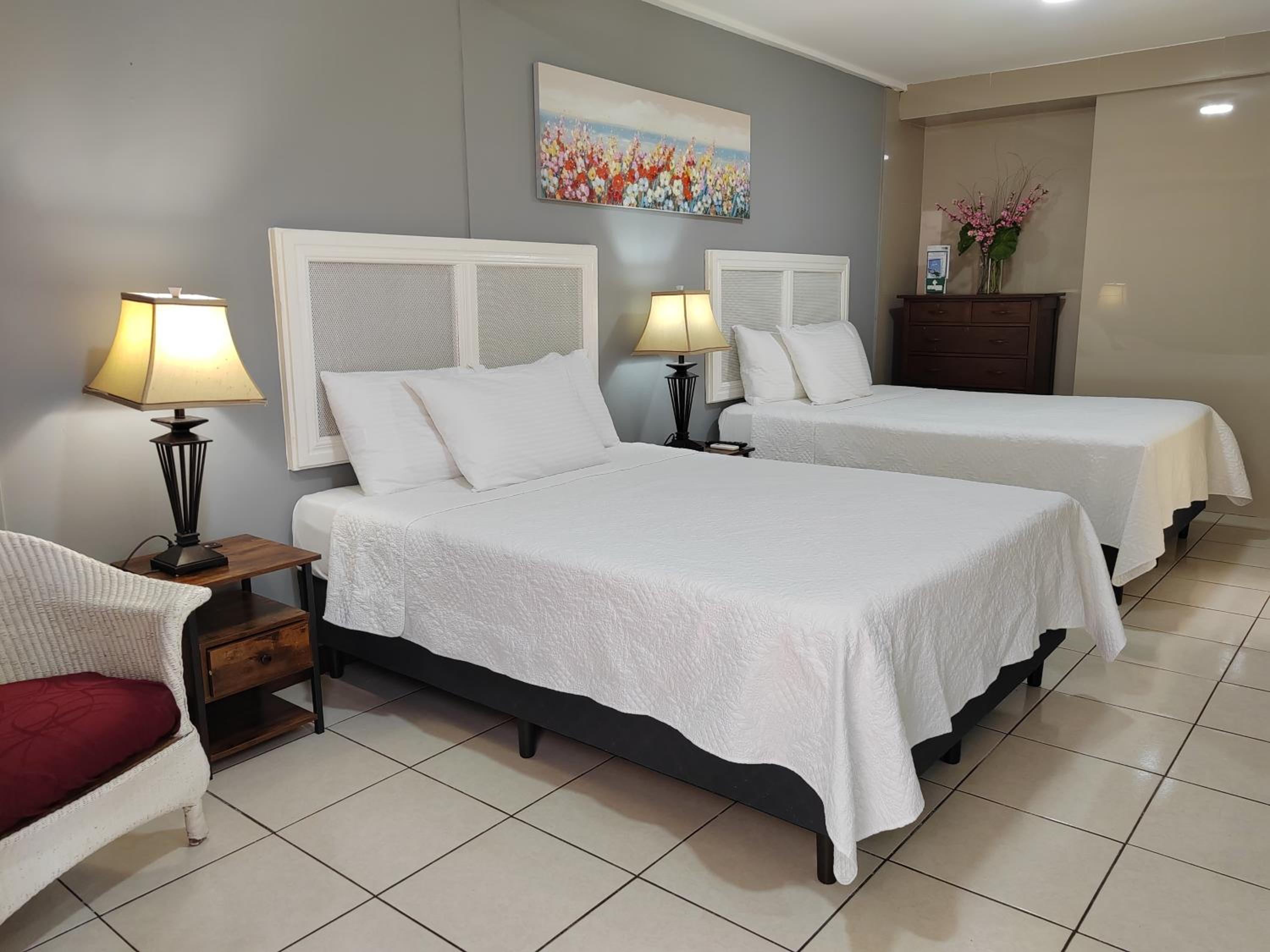 Superior Double Room with Two Double Beds photo 3