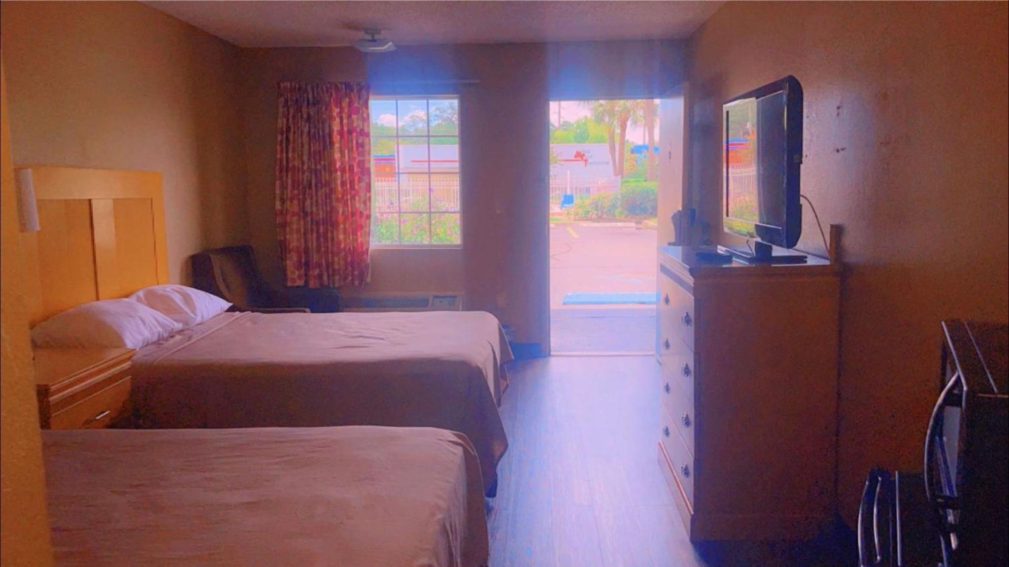 Standard Double Room photo 3