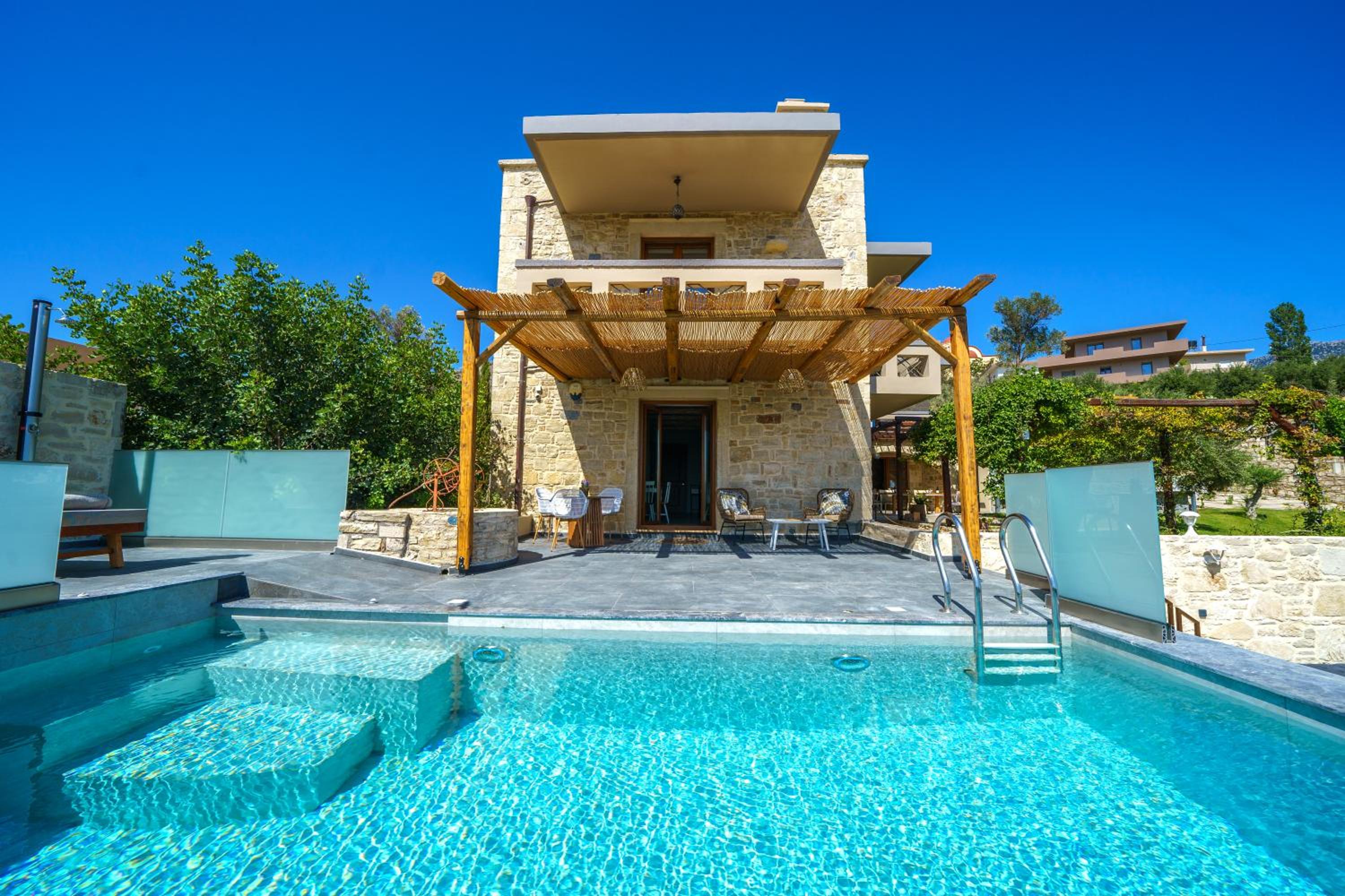 Junior Suite with Private Pool photo 3