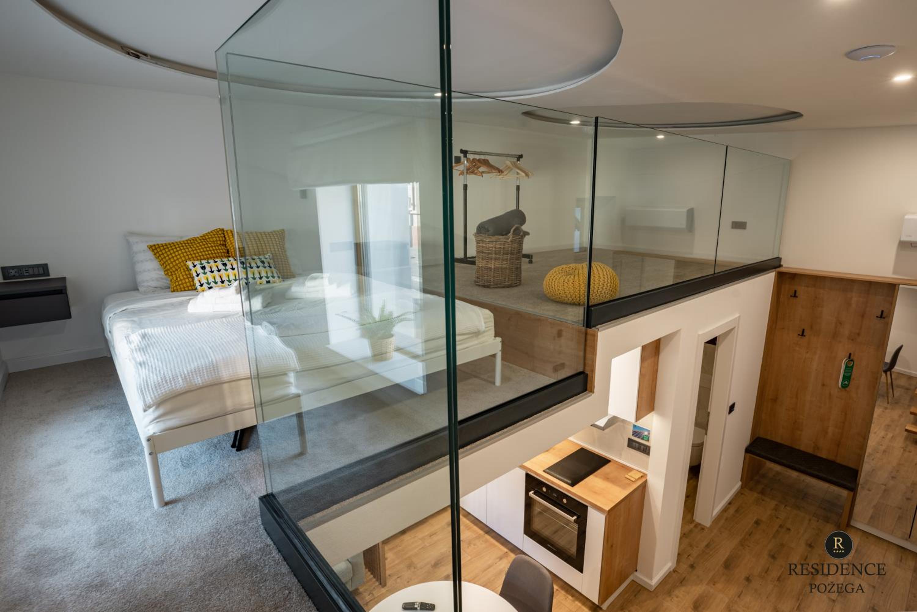 Studio Apartment with King Bed