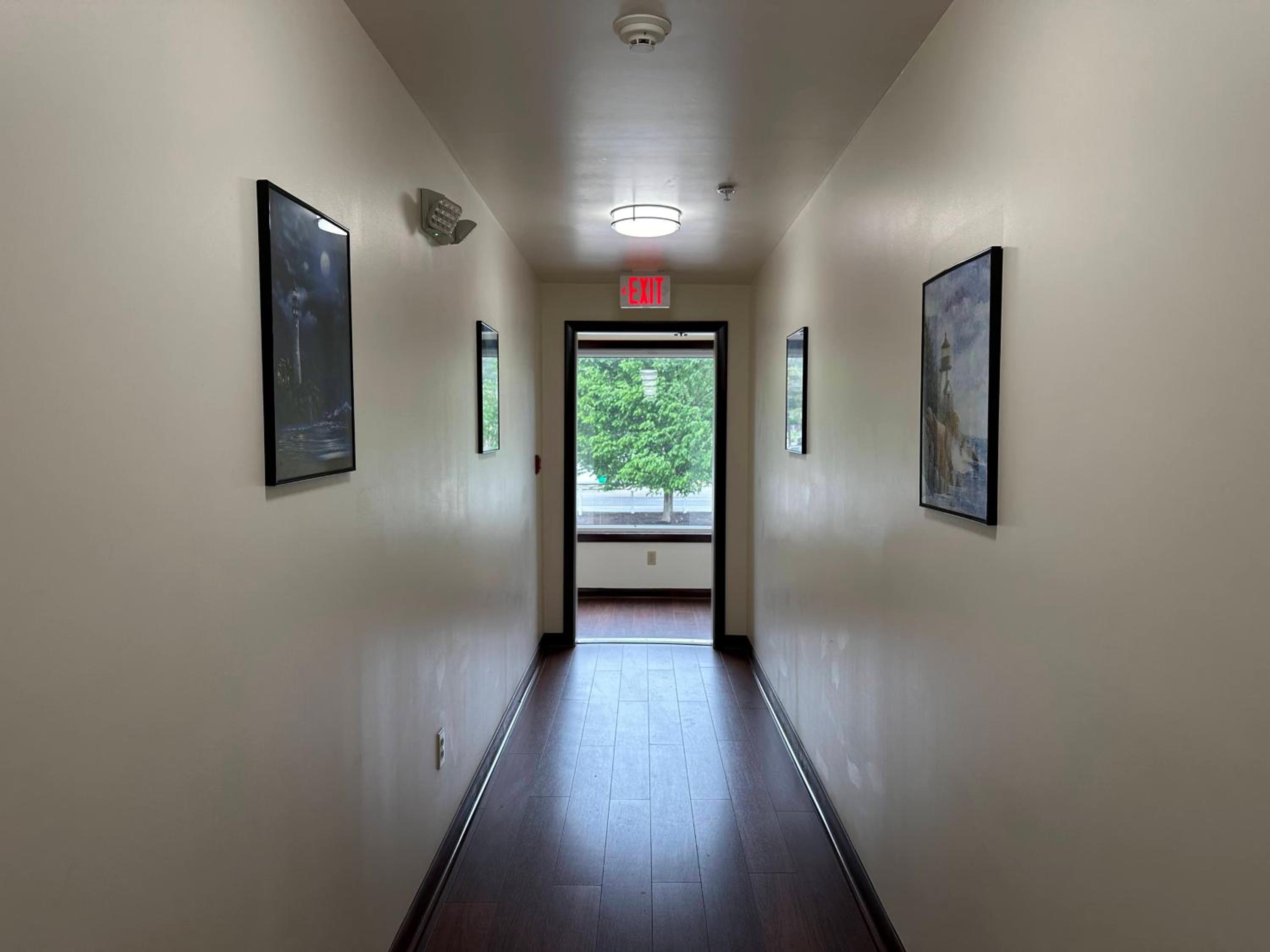 King Room with Balcony photo 1