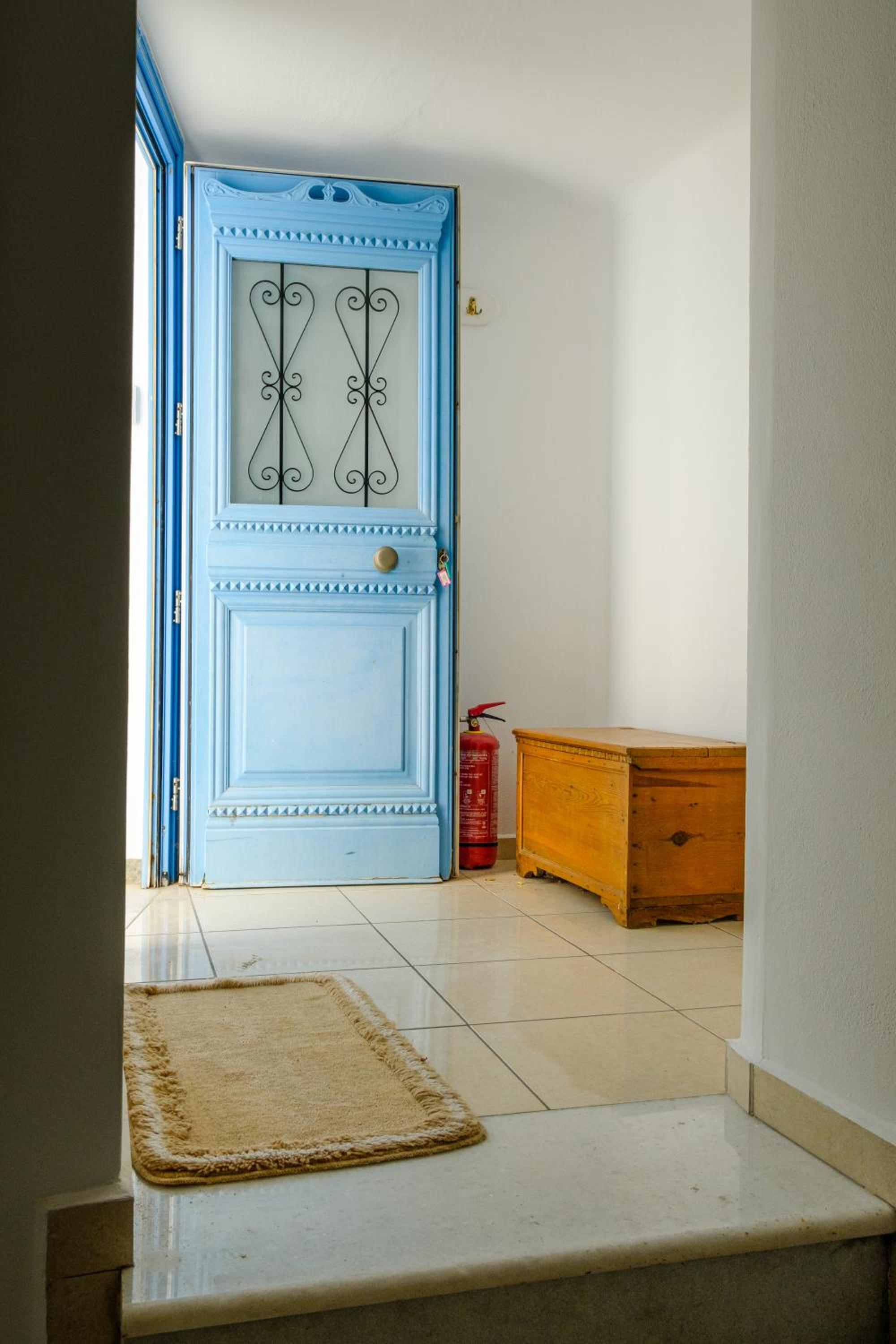One-Bedroom House photo 1