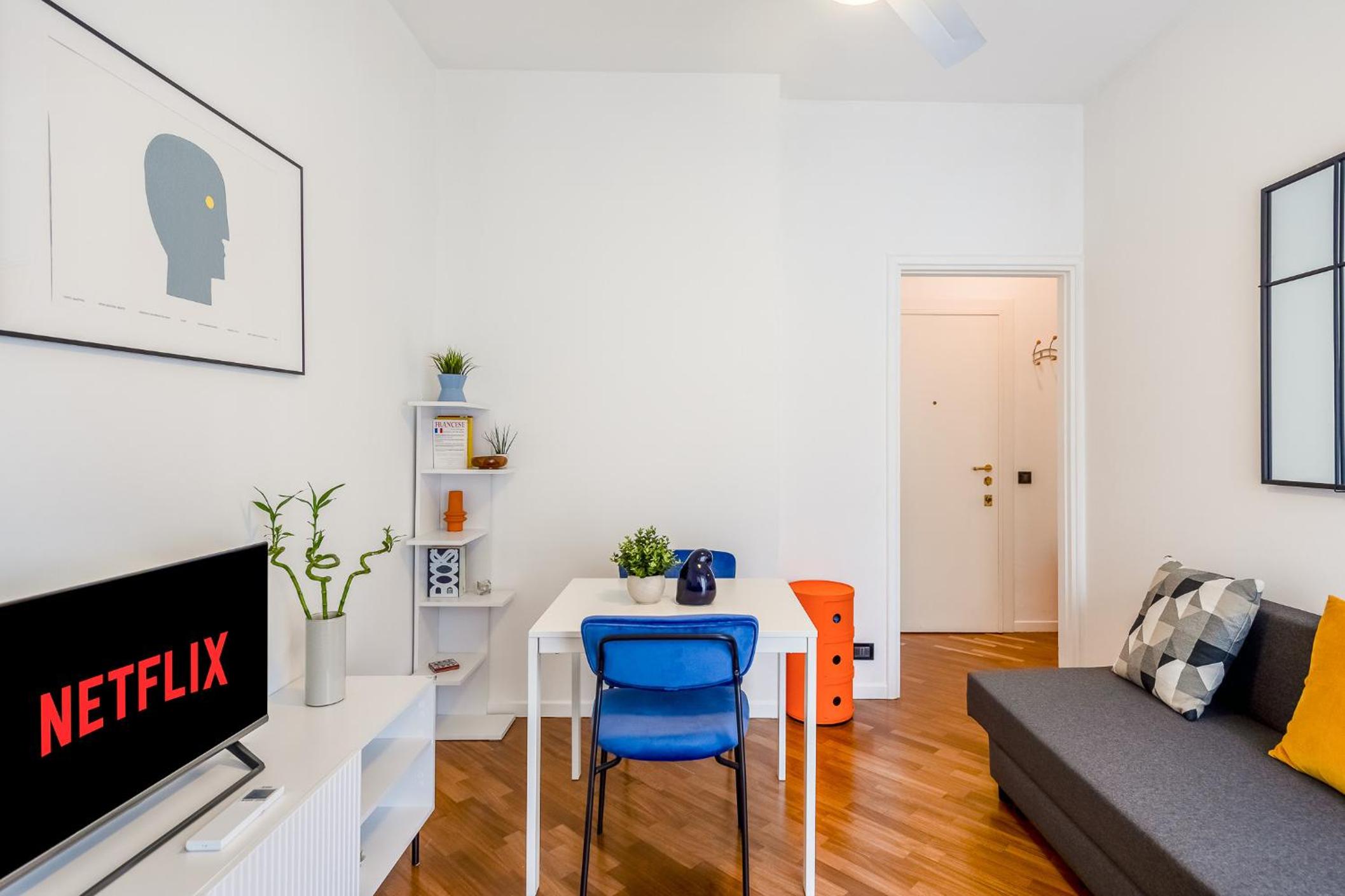 One-Bedroom Apartment