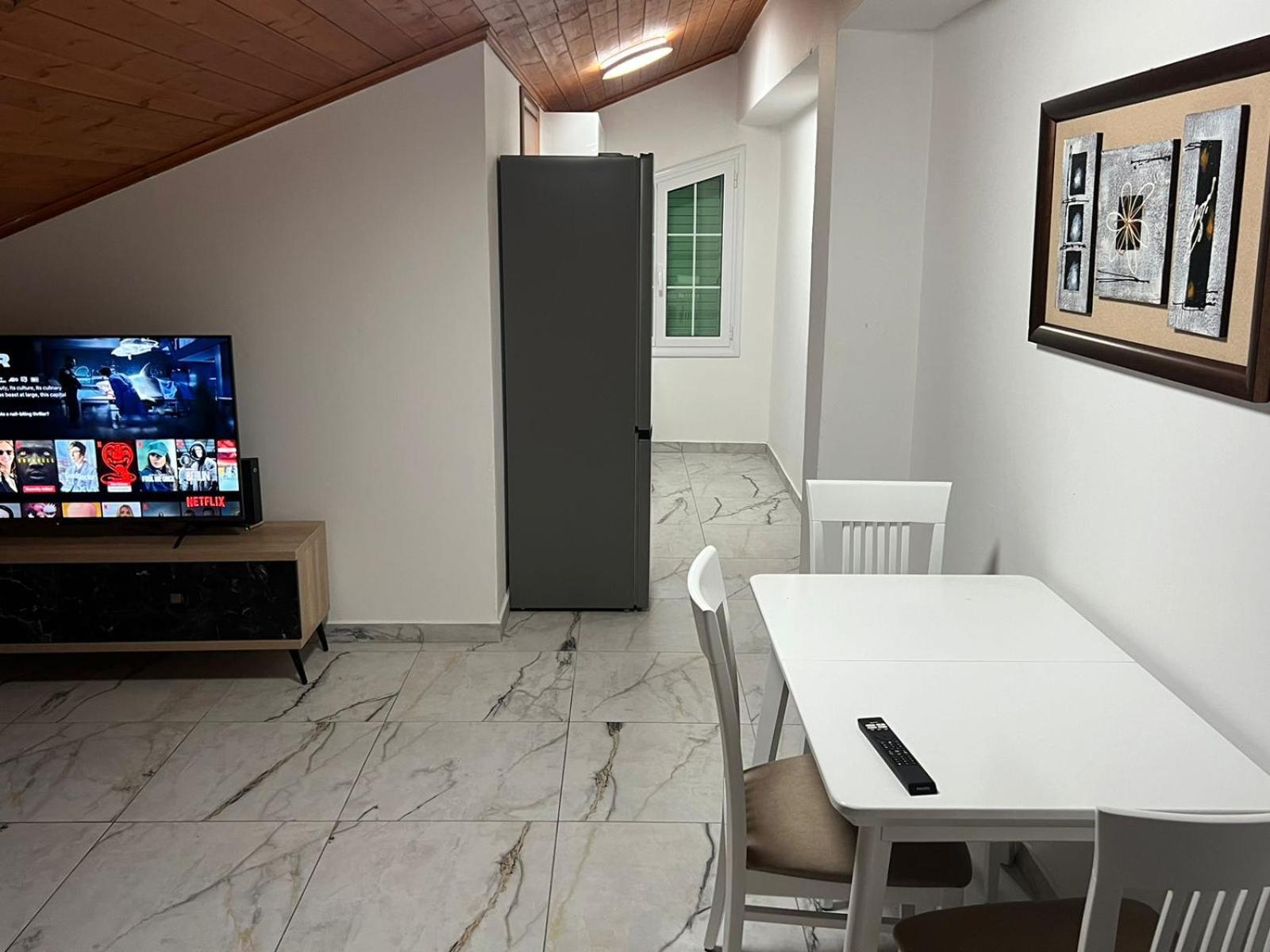 Deluxe Double Room With Extra Bed