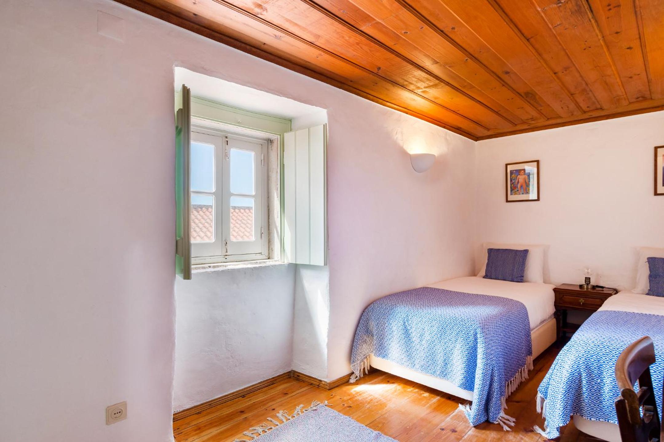 Two-Bedroom House photo 2