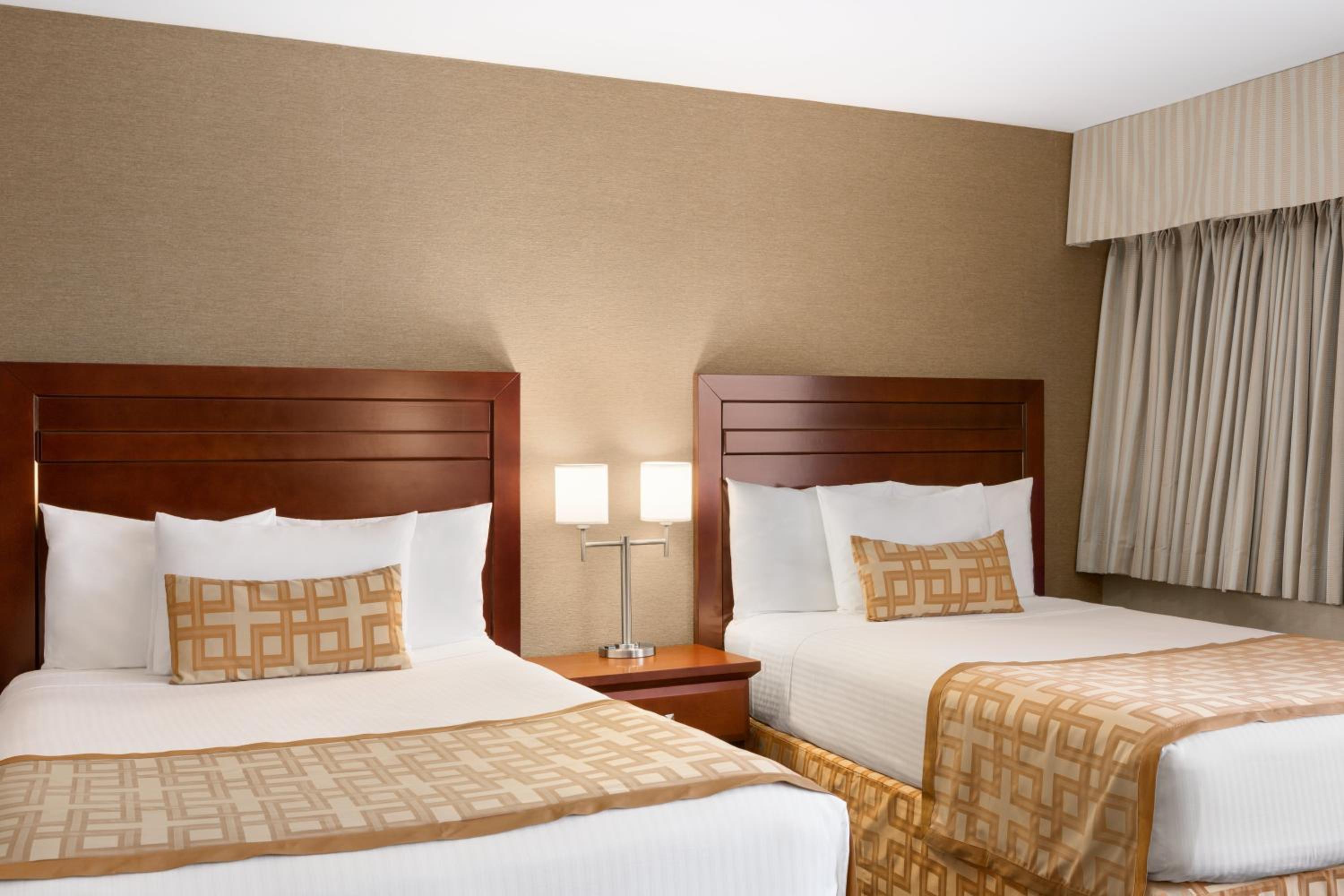 Double Room with Two Double Beds - Non-Smoking
