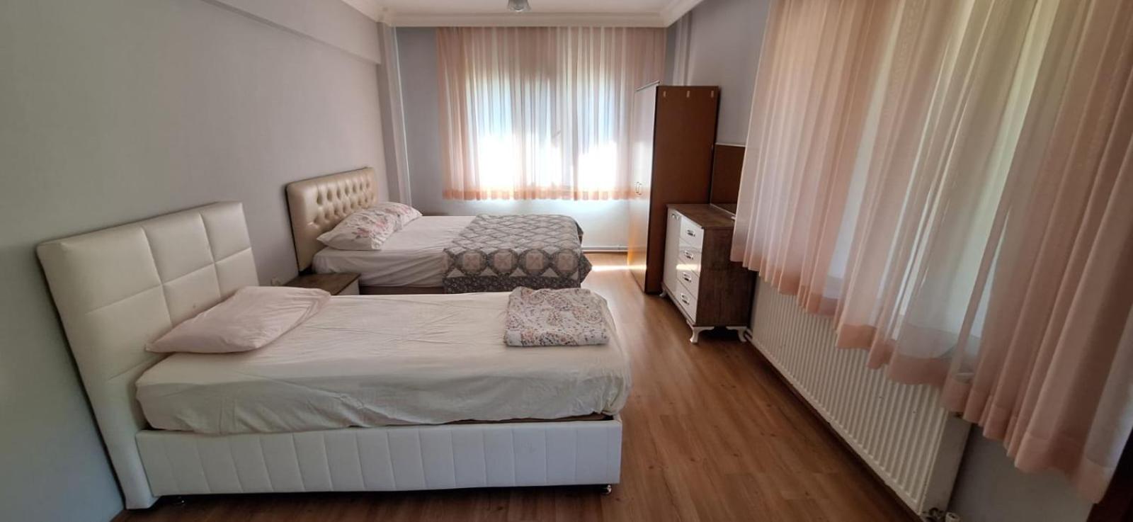 Three-Bedroom Apartment With Balcony photo 3