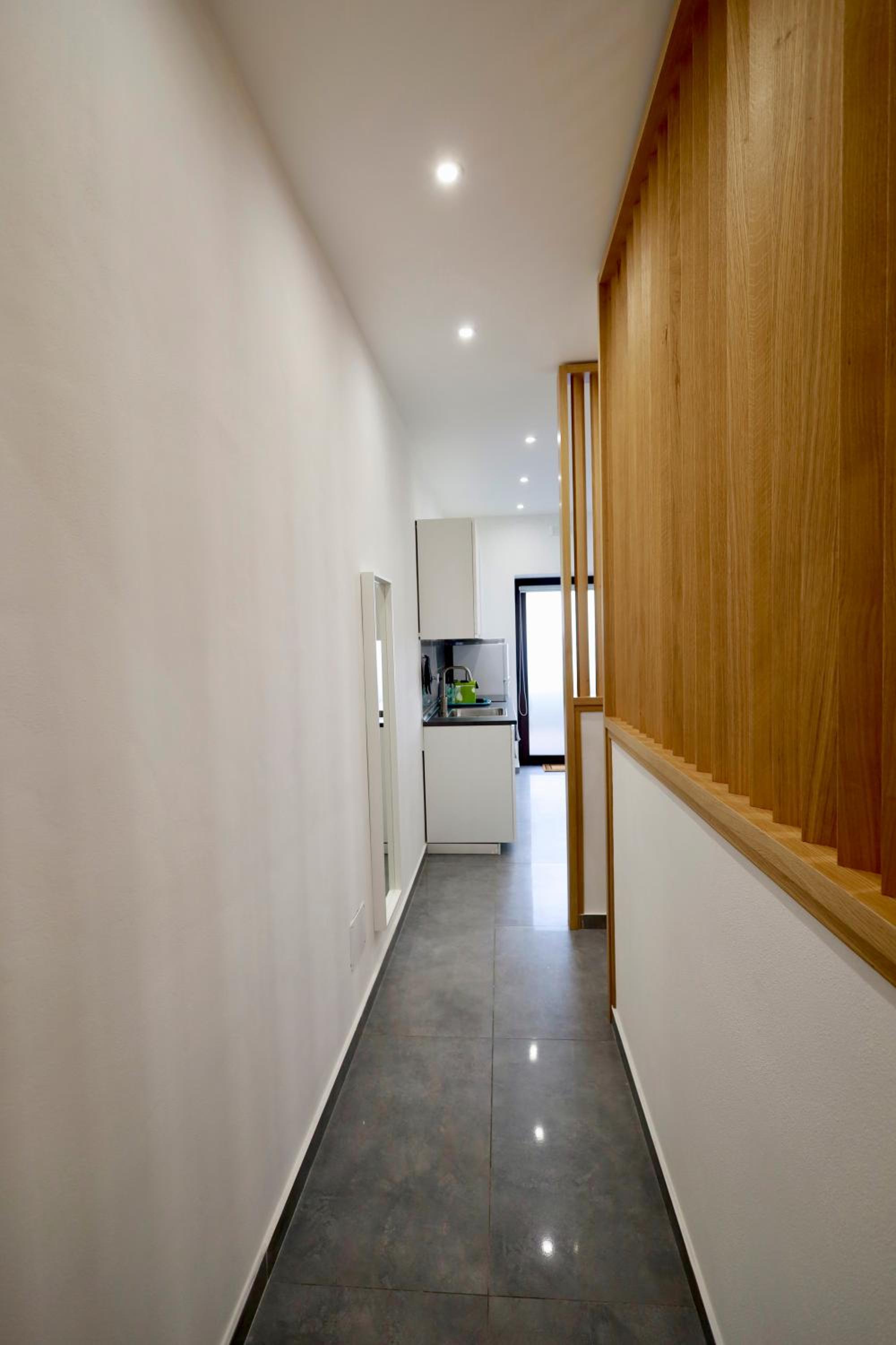 Two-Bedroom Deluxe Apartment - Photo 22