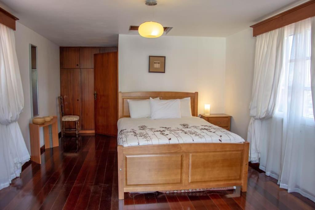 Four-Bedroom House photo 1